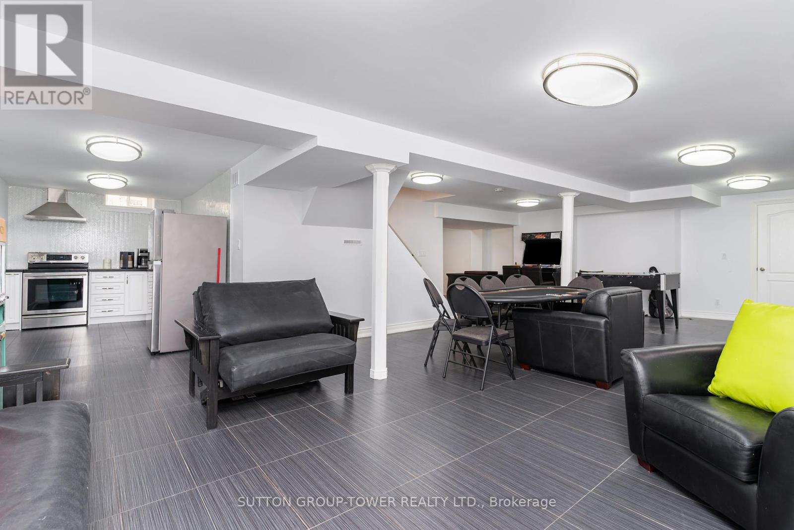 293 London Road, Newmarket (Bristol-London), Ontario  L3Y 6L3 - Photo 28 - N12408121