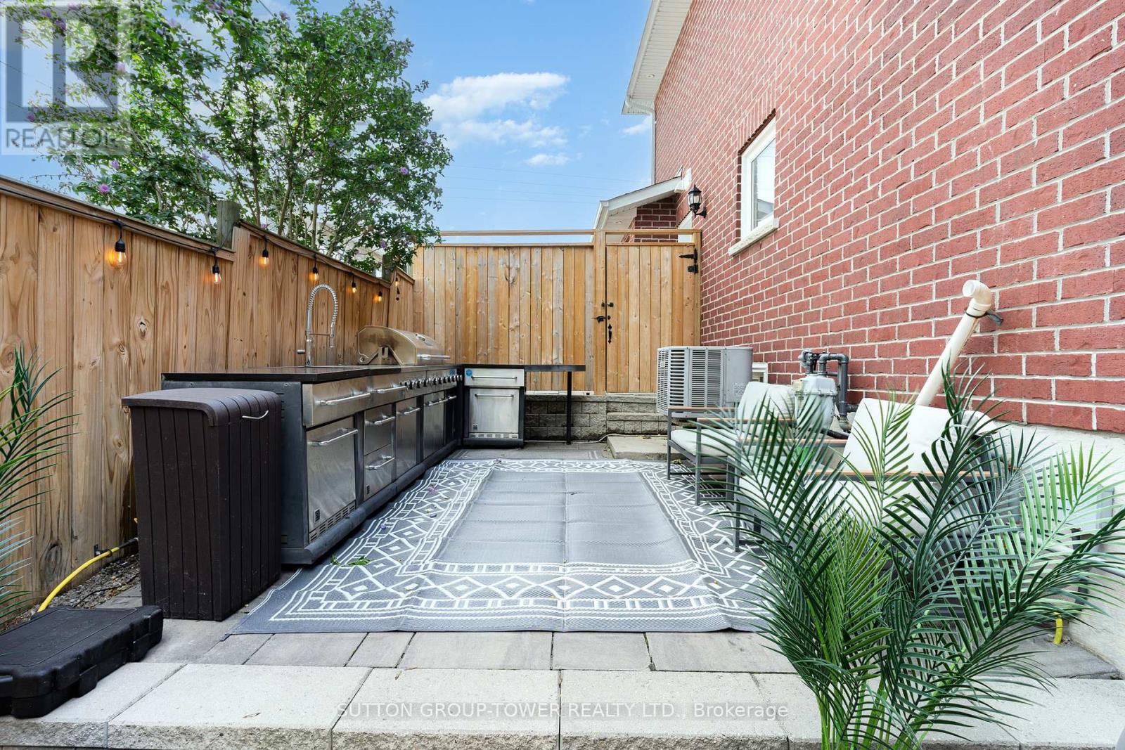 293 London Road, Newmarket (Bristol-London), Ontario  L3Y 6L3 - Photo 32 - N12408121