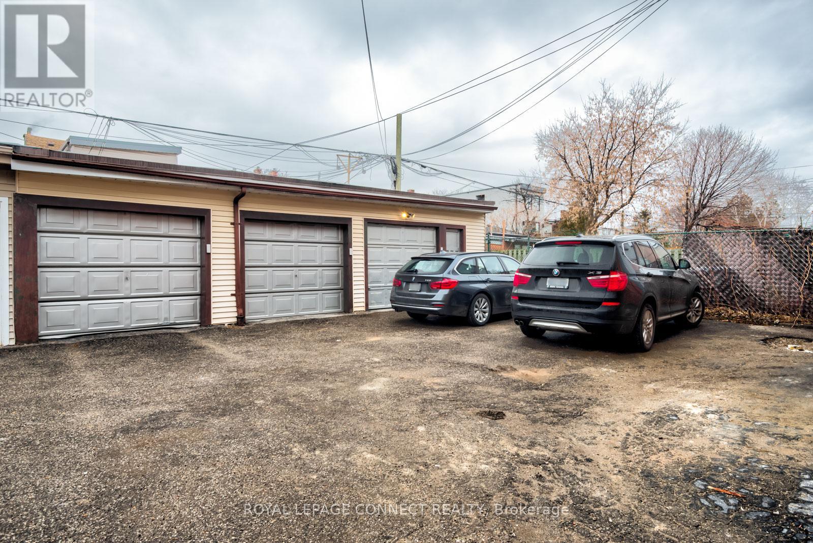 2 - 36 Hallam Street, Toronto, Ontario  M6G 1W2 - Photo 16 - W12410124