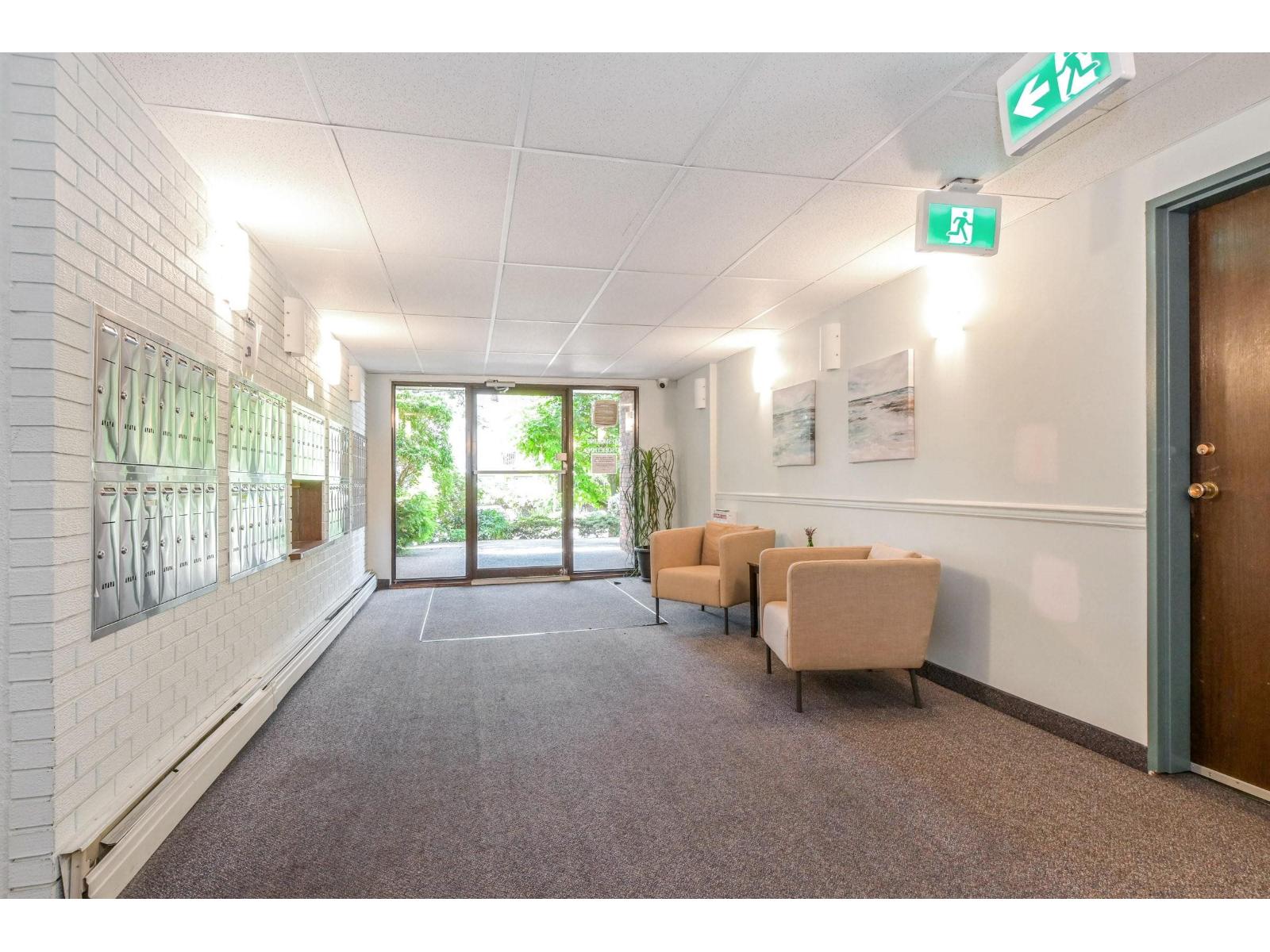302 1442 Blackwood Street, White Rock, British Columbia  V4B 3V5 - Photo 5 - R3049564
