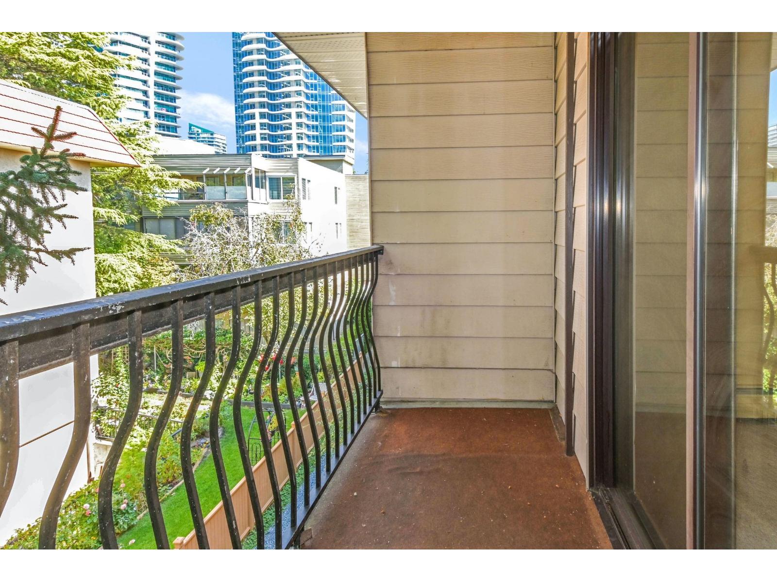 302 1442 Blackwood Street, White Rock, British Columbia  V4B 3V5 - Photo 14 - R3049564