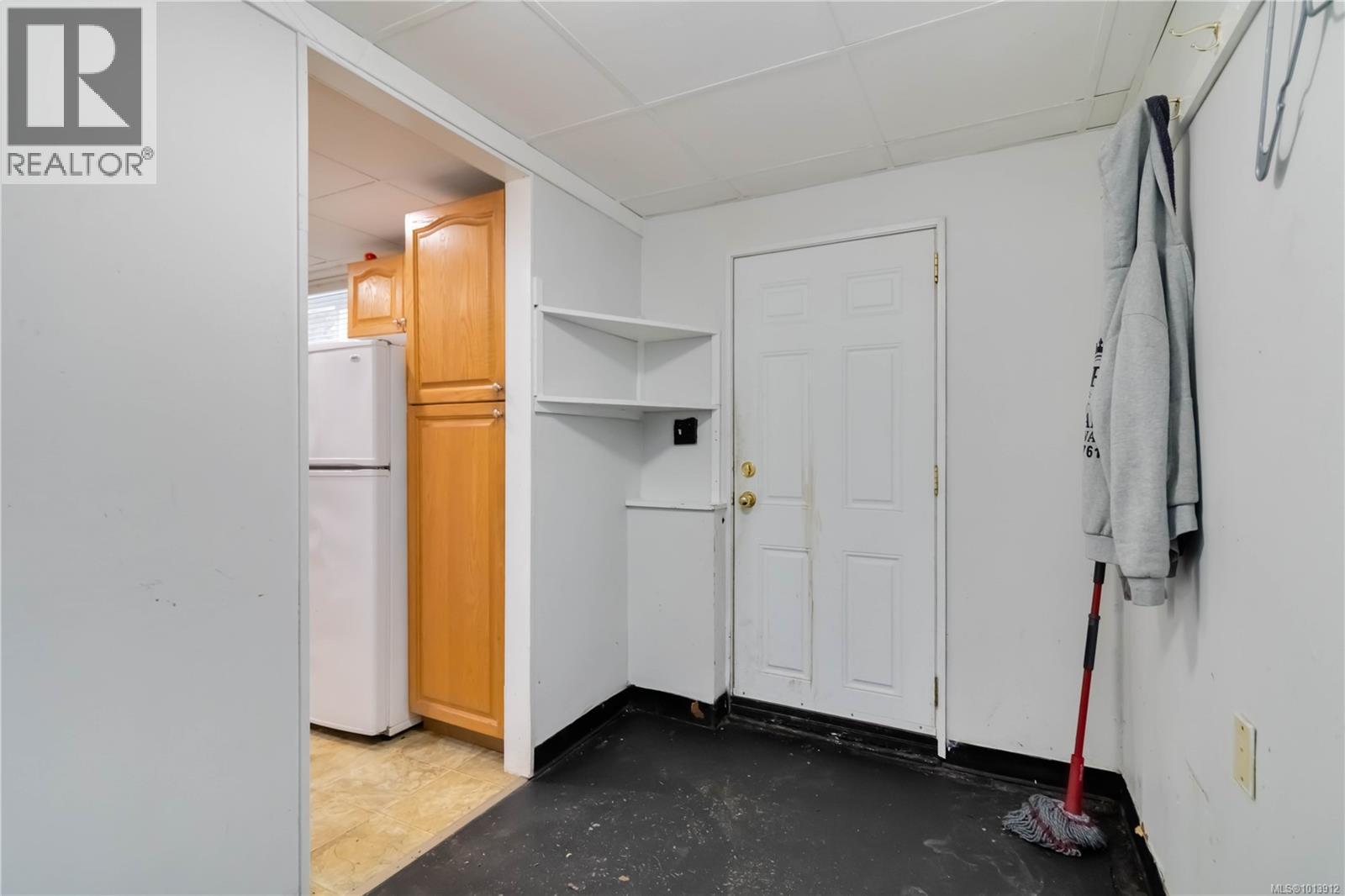 727 Chesterlea Rd, Saanich, British Columbia  V8X 3R5 - Photo 28 - 1013912