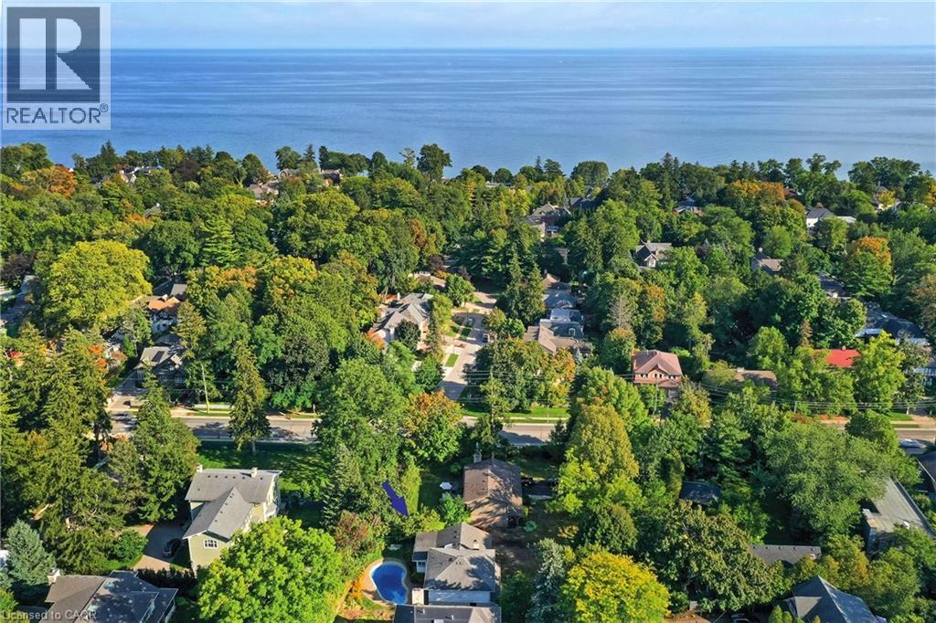 111 Gloucester Avenue, Oakville, Ontario  L6J 3W3 - Photo 4 - 40771328