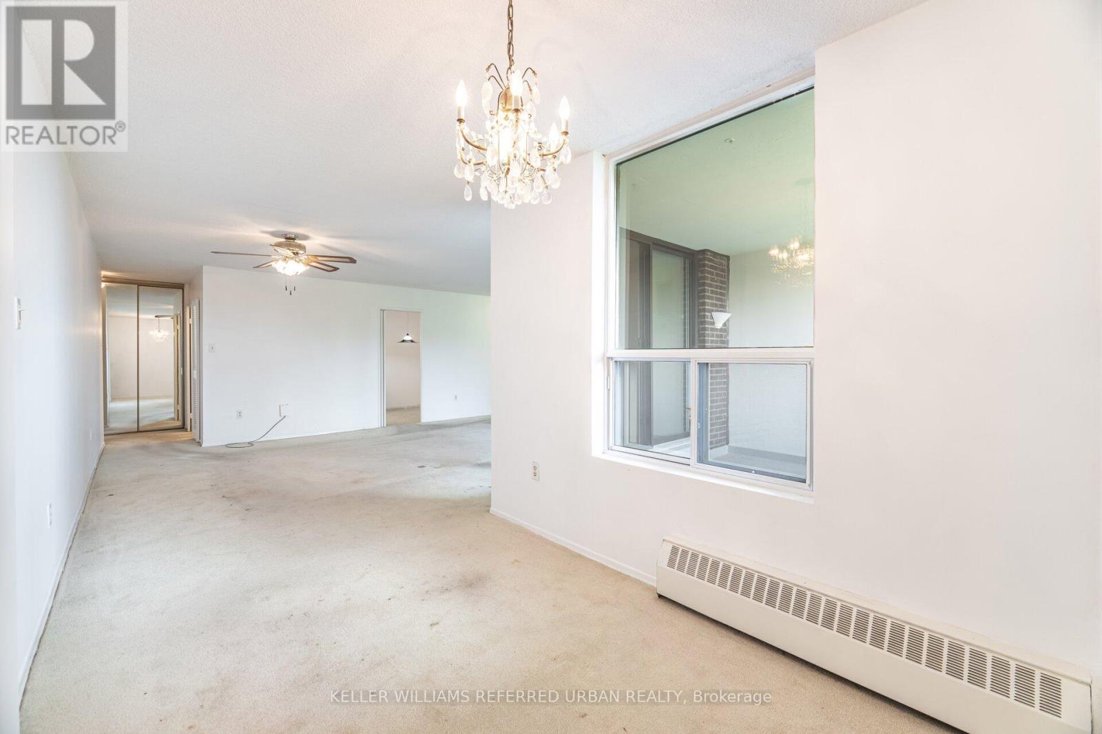 404 - 1515 Lakeshore Road E, Mississauga, Ontario  L5E 3E3 - Photo 15 - W12414774