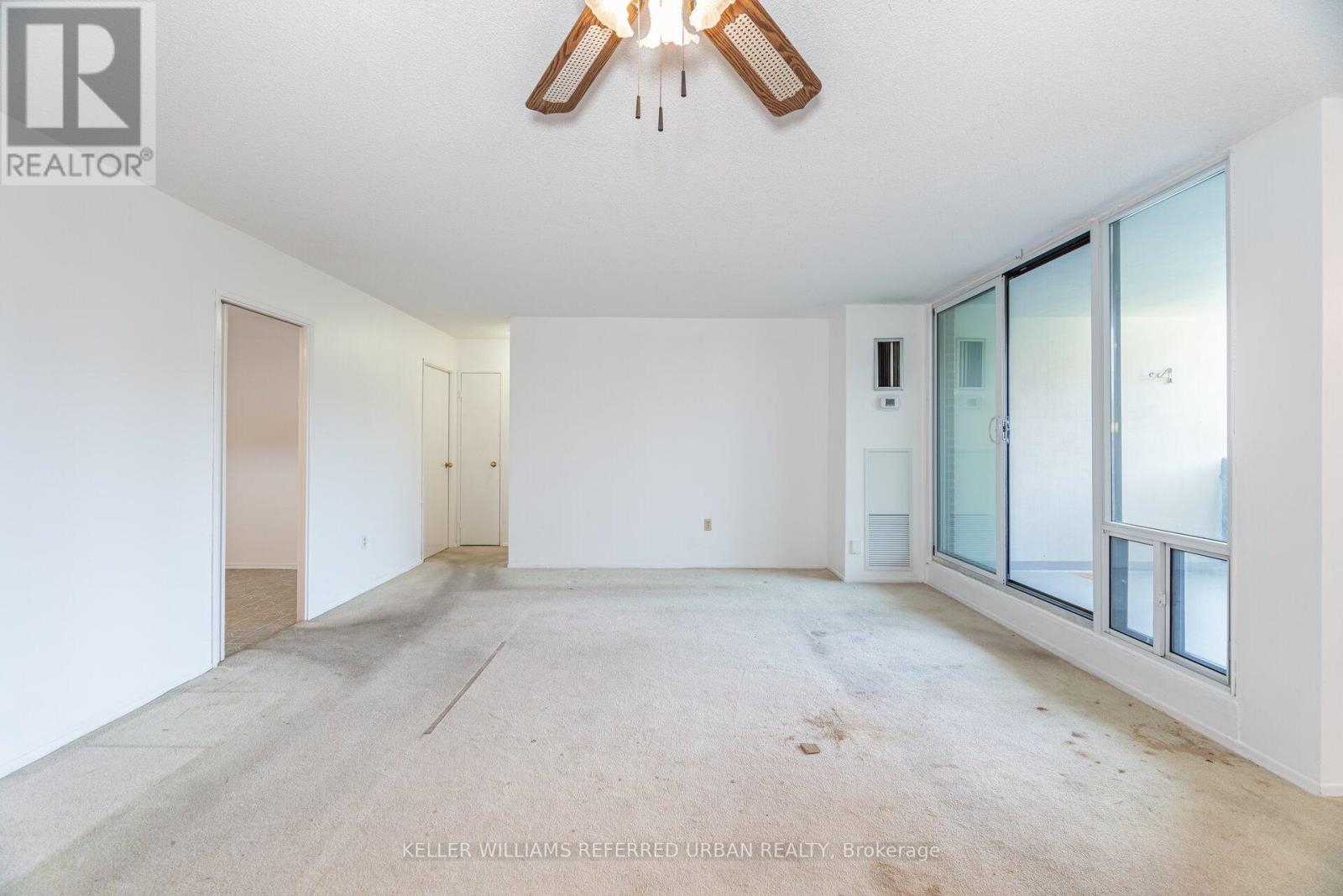 404 - 1515 Lakeshore Road E, Mississauga, Ontario  L5E 3E3 - Photo 16 - W12414774
