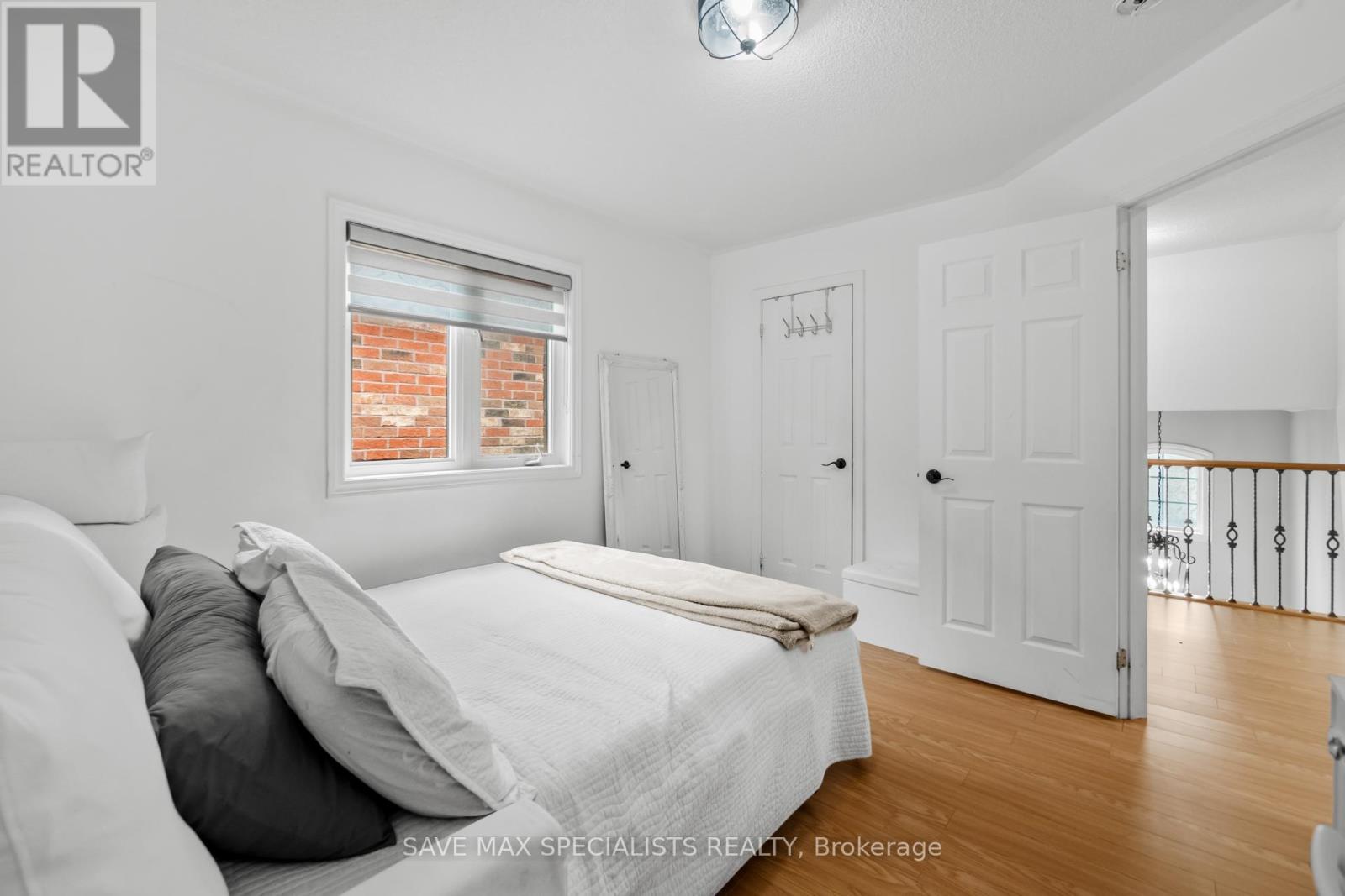 21 Isaac Devins Boulevard, Toronto, Ontario  M9M 0C7 - Photo 36 - W12414778