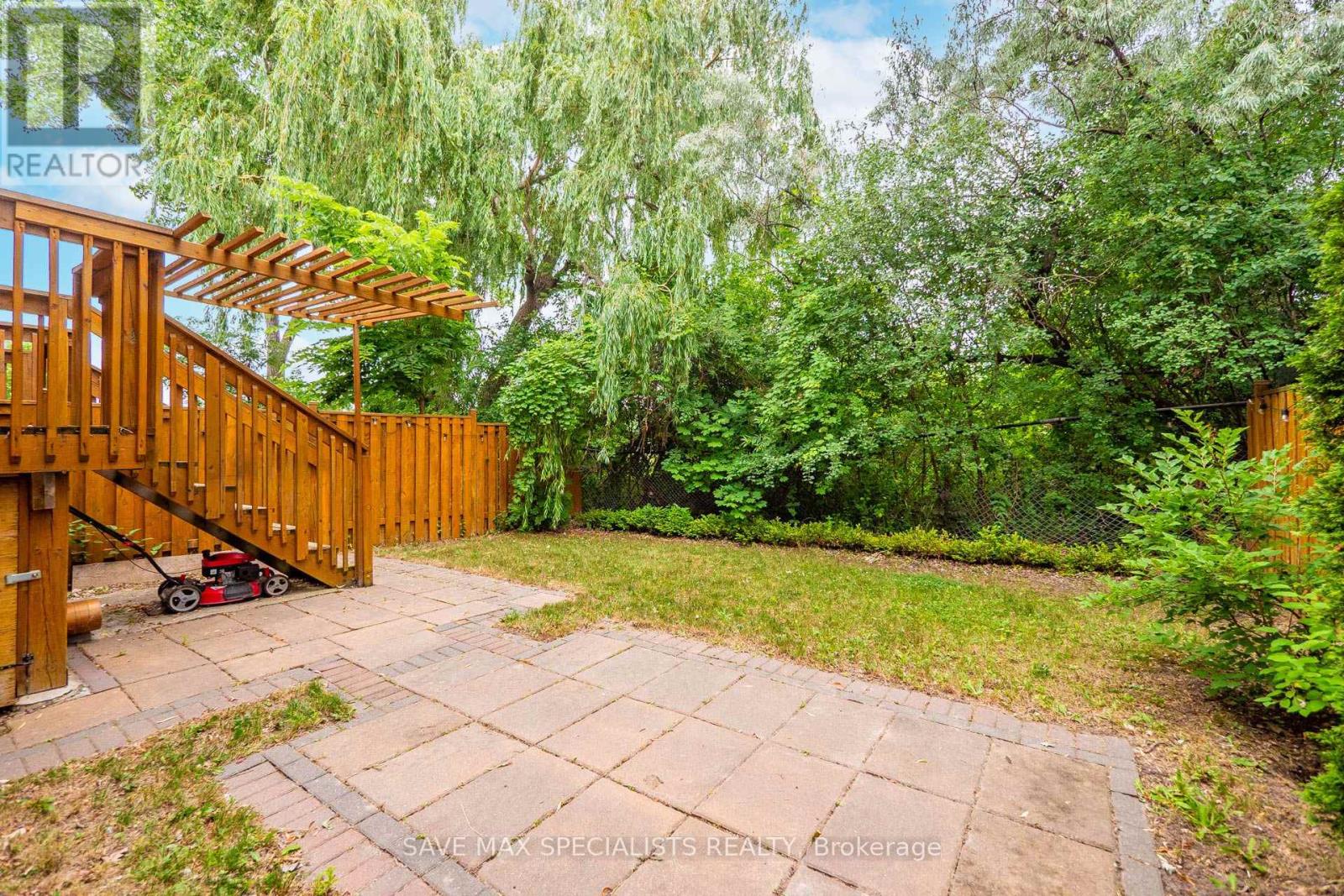 21 Isaac Devins Boulevard, Toronto, Ontario  M9M 0C7 - Photo 48 - W12414778