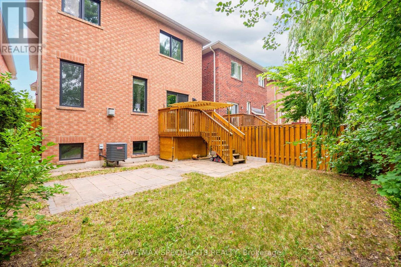 21 Isaac Devins Boulevard, Toronto, Ontario  M9M 0C7 - Photo 50 - W12414778