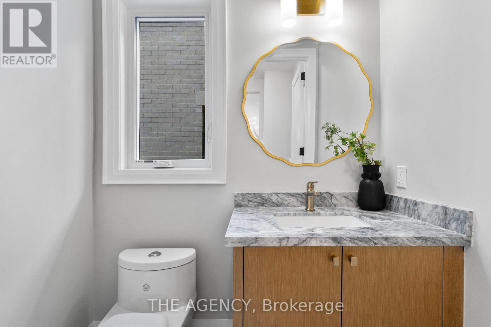 41 St Andrews Boulevard, Toronto, Ontario  M9R 1W2 - Photo 36 - W12414796