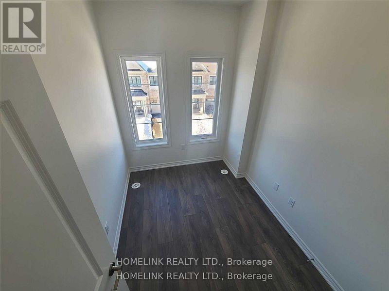 382 Twinflower Place, Milton, Ontario  L9E 1T3 - Photo 15 - W12414798