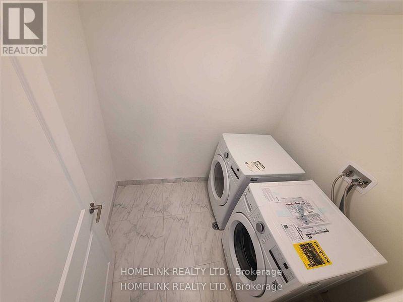 382 Twinflower Place, Milton, Ontario  L9E 1T3 - Photo 17 - W12414798