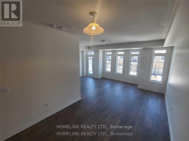 382 Twinflower Place, Milton, Ontario  L9E 1T3 - Photo 18 - W12414798