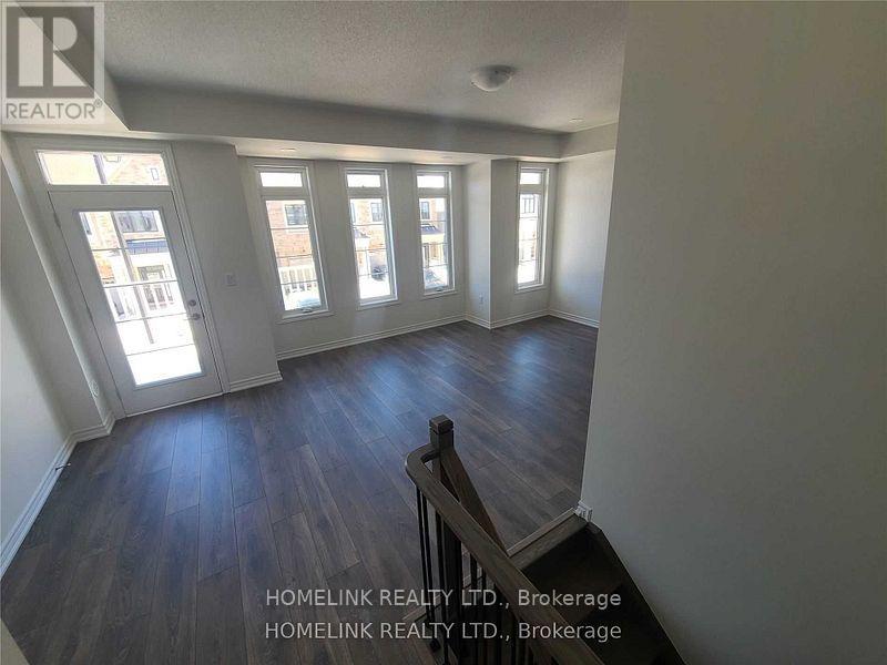 382 Twinflower Place, Milton, Ontario  L9E 1T3 - Photo 3 - W12414798
