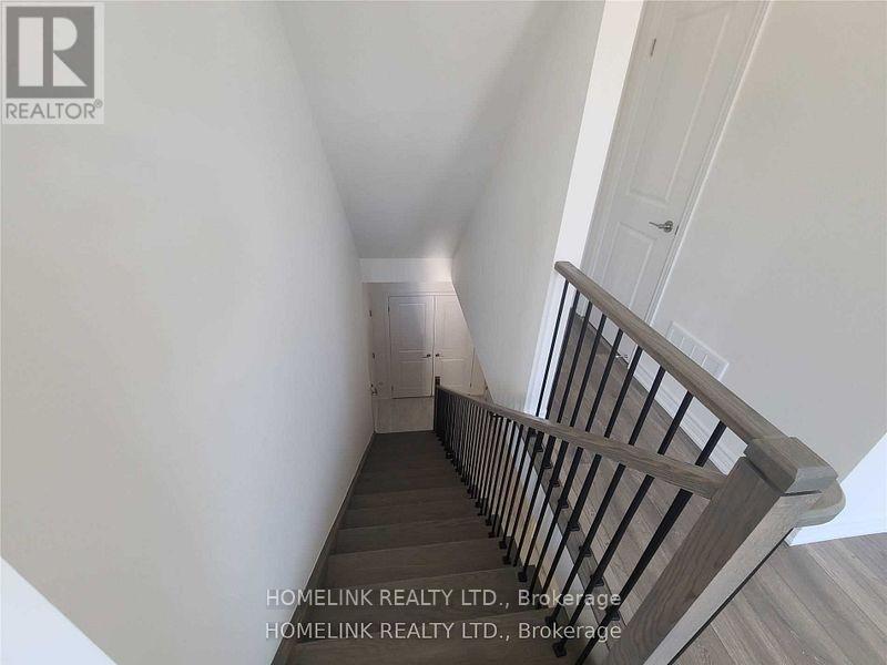 382 Twinflower Place, Milton, Ontario  L9E 1T3 - Photo 7 - W12414798