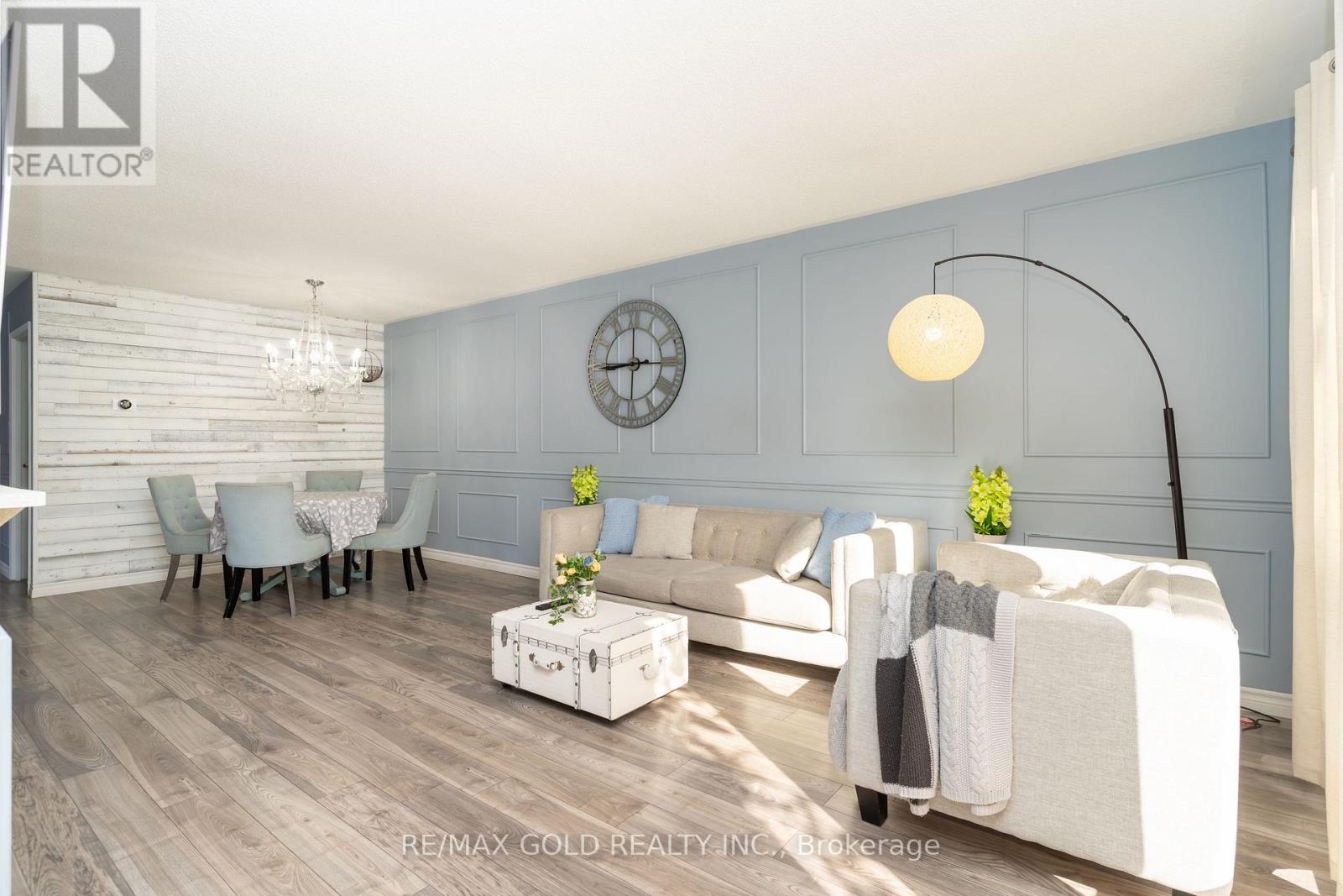 4 Deeside Crescent, Brampton, Ontario  L6T 3L7 - Photo 6 - W12414821