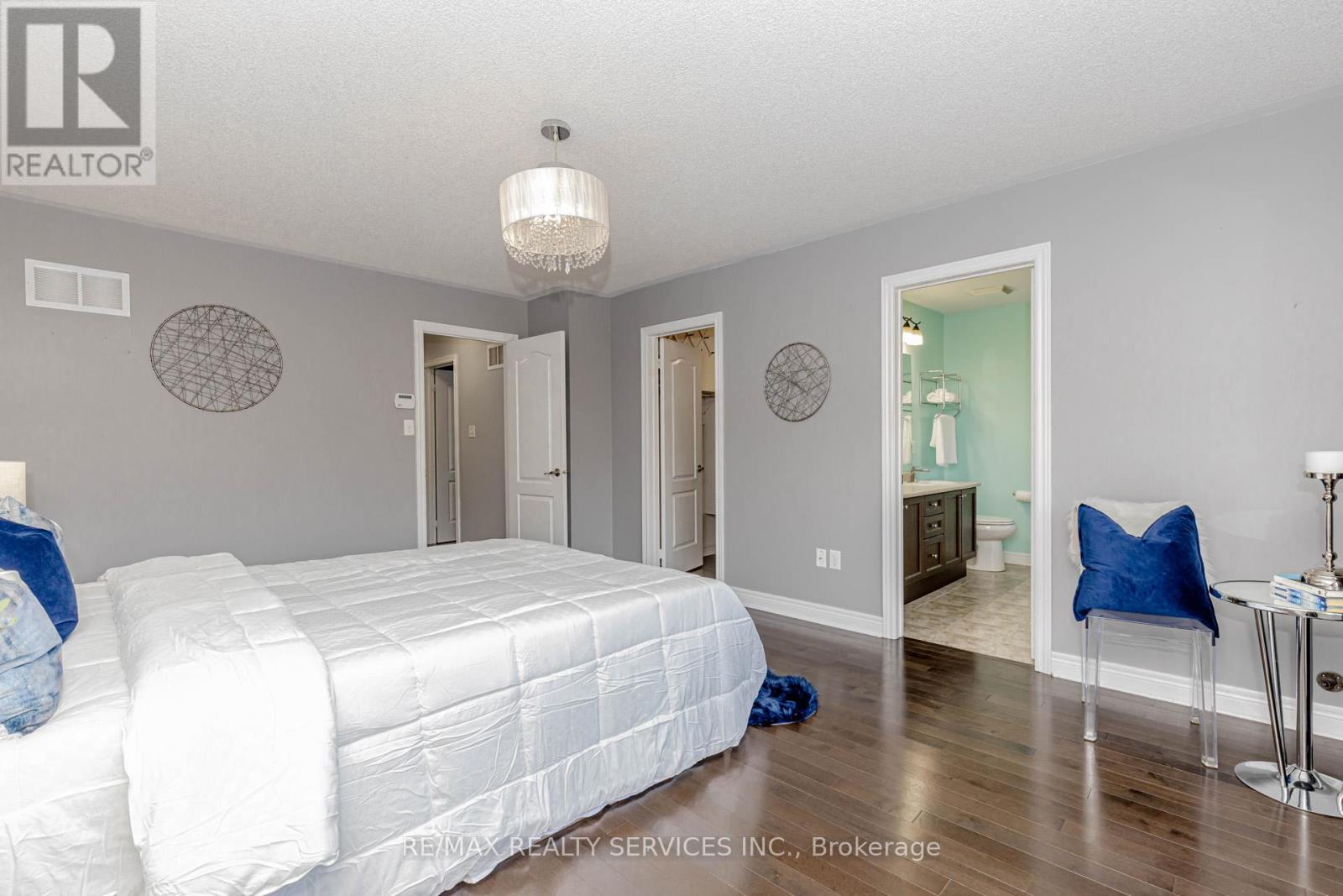 152 Weston Drive, Milton, Ontario  L9T 0V6 - Photo 27 - W12414864