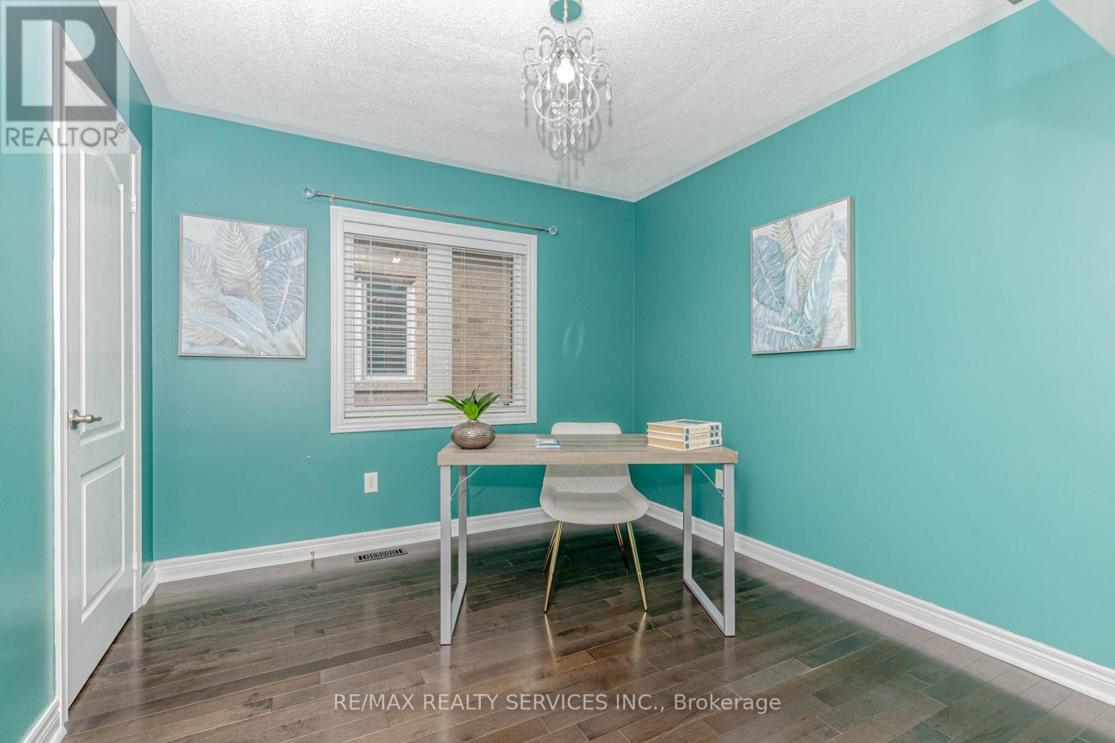 152 Weston Drive, Milton, Ontario  L9T 0V6 - Photo 32 - W12414864