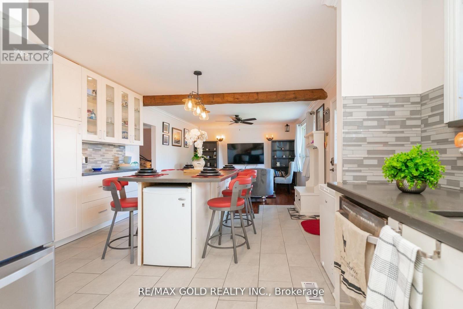 9 Ashwood Crescent, Brampton, Ontario  L6T 1M1 - Photo 16 - W12414892