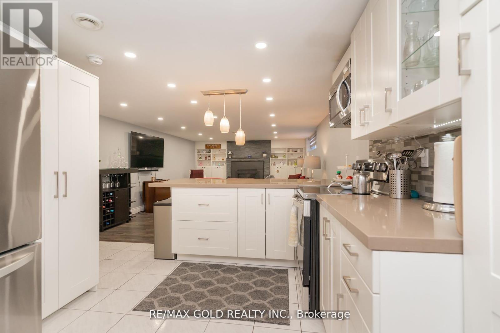 9 Ashwood Crescent, Brampton, Ontario  L6T 1M1 - Photo 26 - W12414892