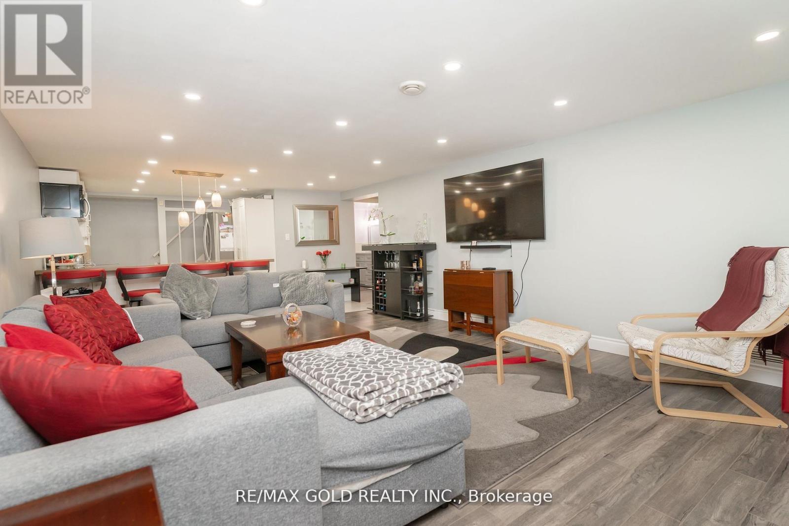 9 Ashwood Crescent, Brampton, Ontario  L6T 1M1 - Photo 30 - W12414892