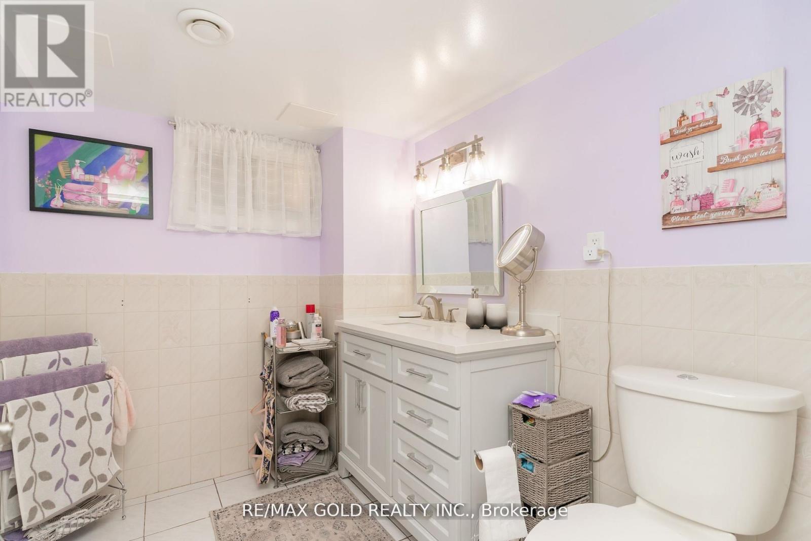 9 Ashwood Crescent, Brampton, Ontario  L6T 1M1 - Photo 35 - W12414892