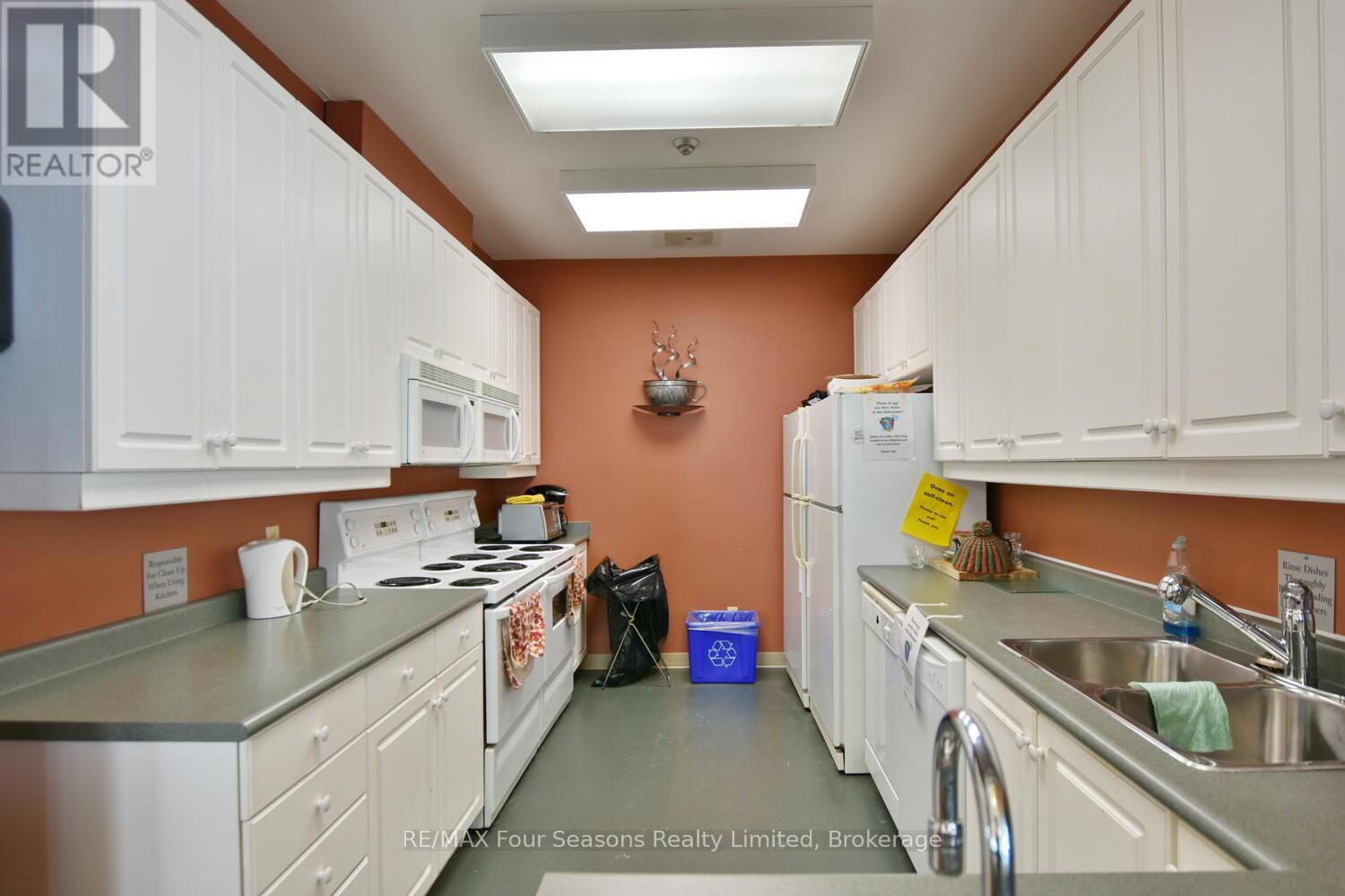 3005 - 750 Johnston Park Avenue, Collingwood, Ontario  L9Y 5C7 - Photo 39 - S12414939