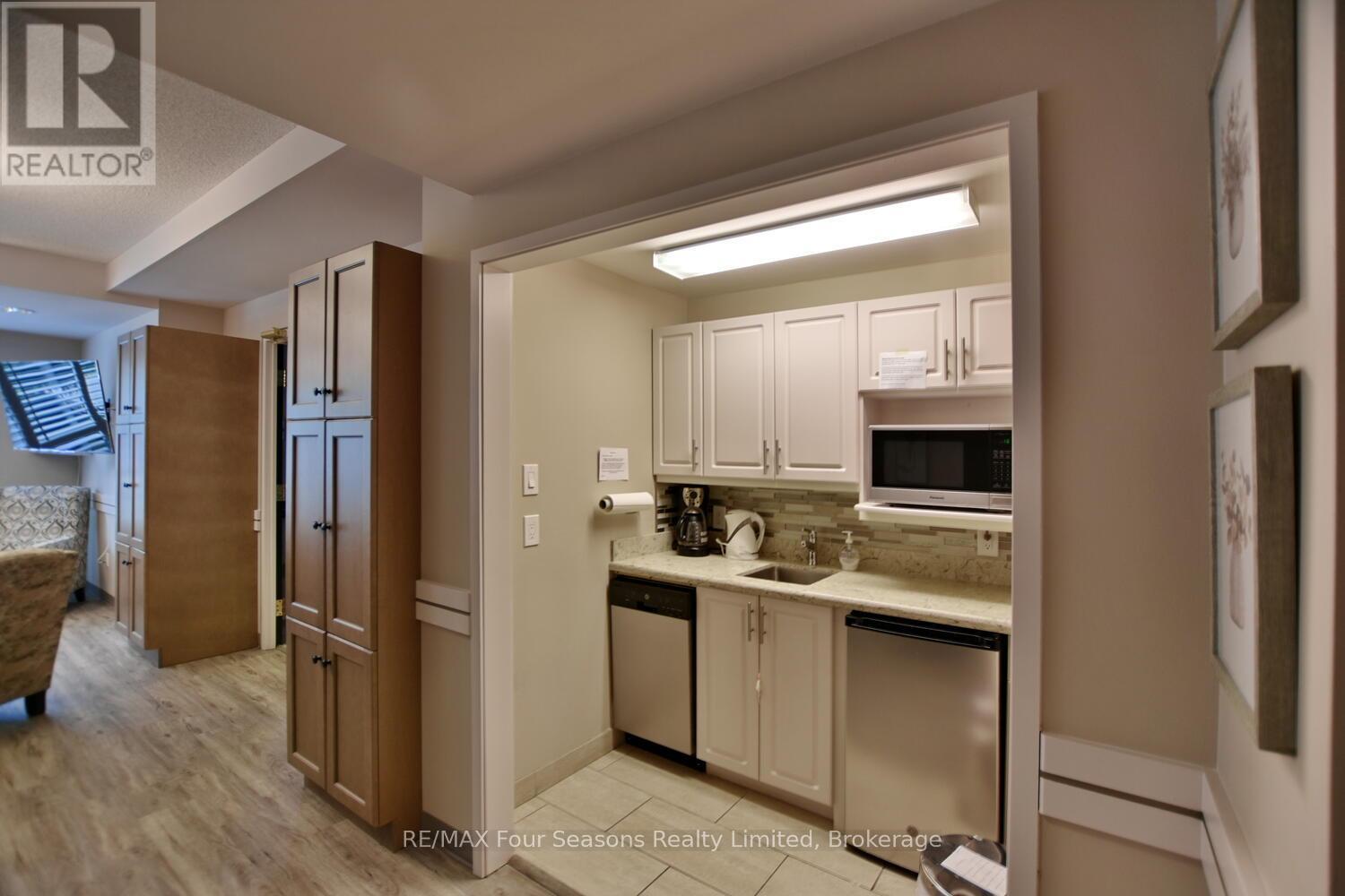 3005 - 750 Johnston Park Avenue, Collingwood, Ontario  L9Y 5C7 - Photo 36 - S12414939