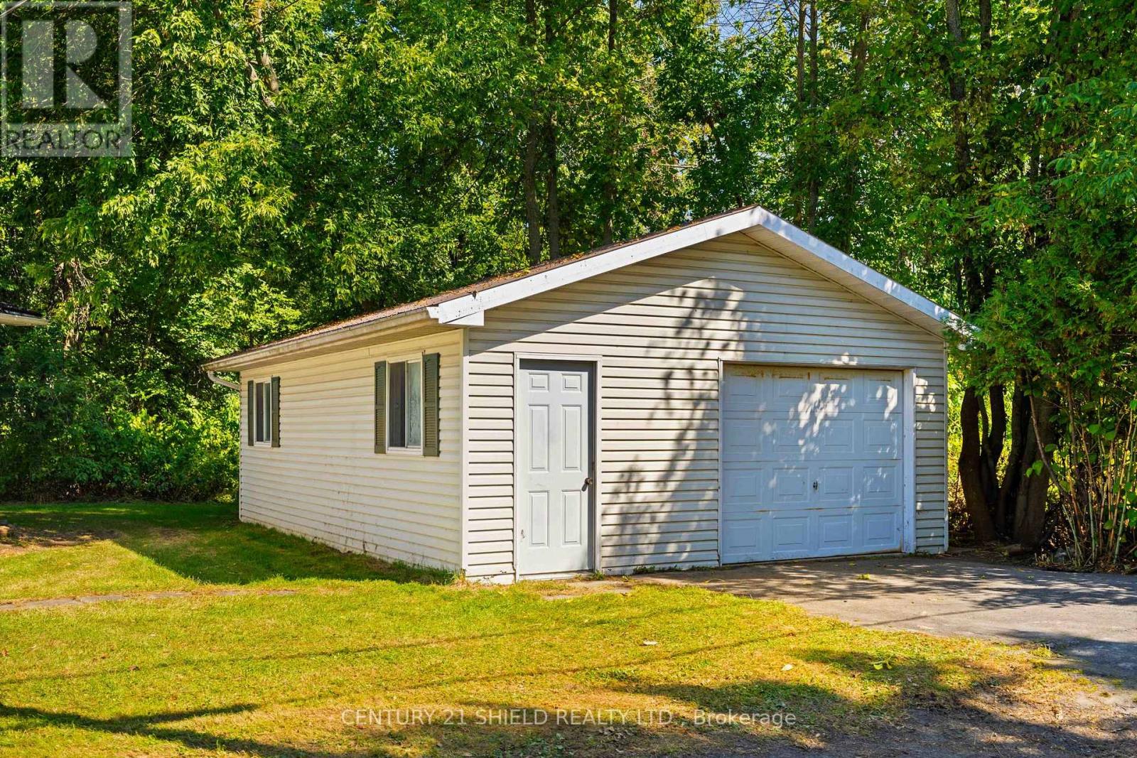 6261 - 911 - 6259 67th Avenue, South Glengarry, Ontario  K0C 1N0 - Photo 26 - X12413758