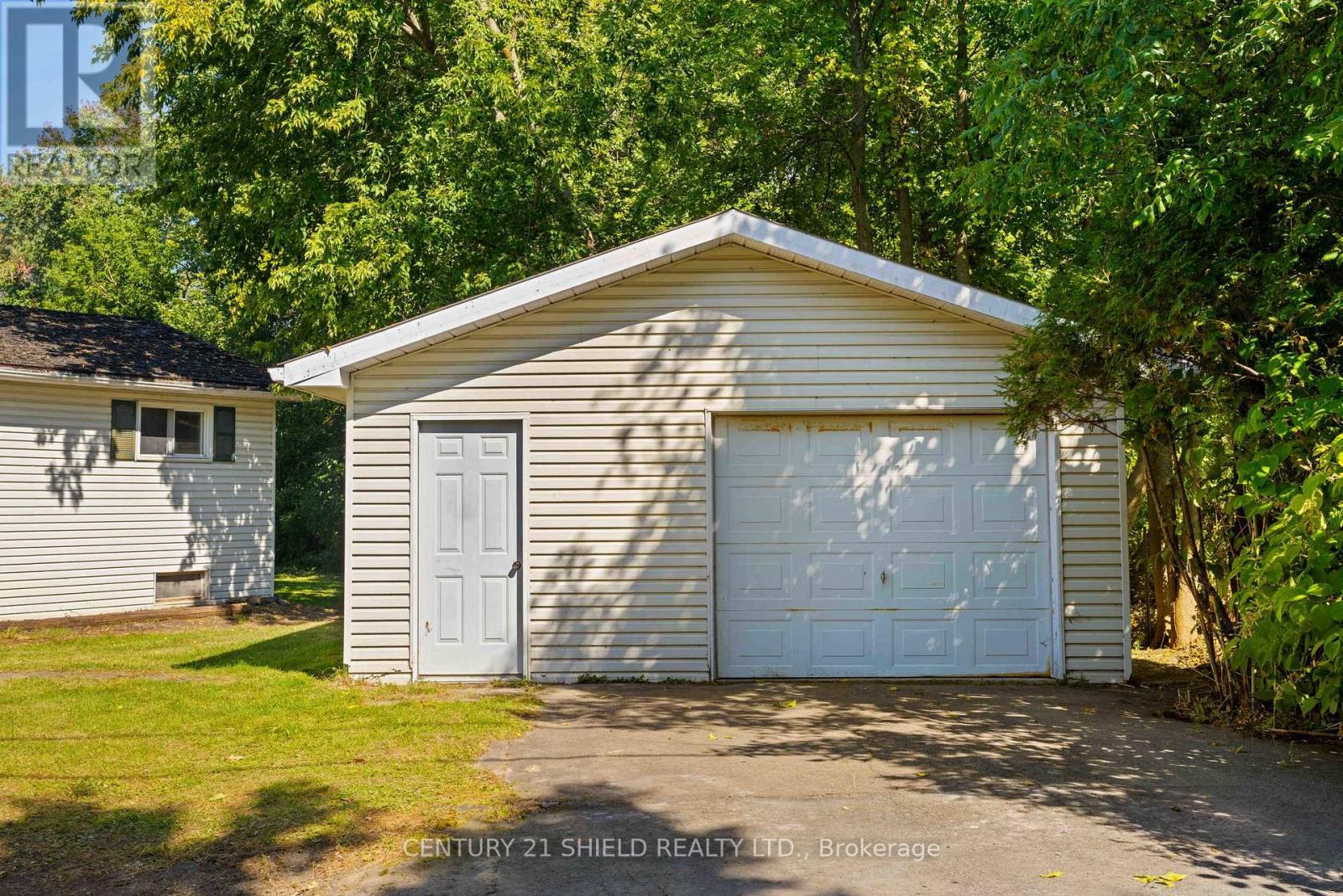 6261 - 911 - 6259 67th Avenue, South Glengarry, Ontario  K0C 1N0 - Photo 8 - X12413758
