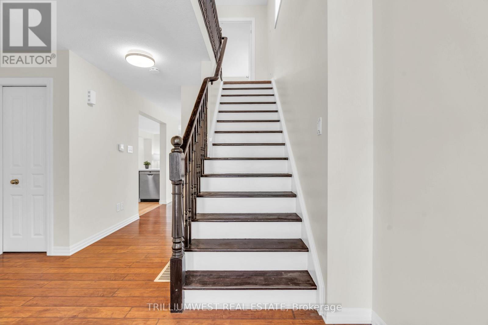 35 - 105 Pinnacle Drive, Kitchener, Ontario  N2P 1B8 - Photo 18 - X12414735