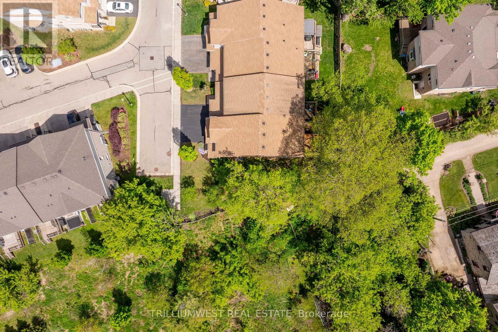 35 - 105 Pinnacle Drive, Kitchener, Ontario  N2P 1B8 - Photo 45 - X12414735