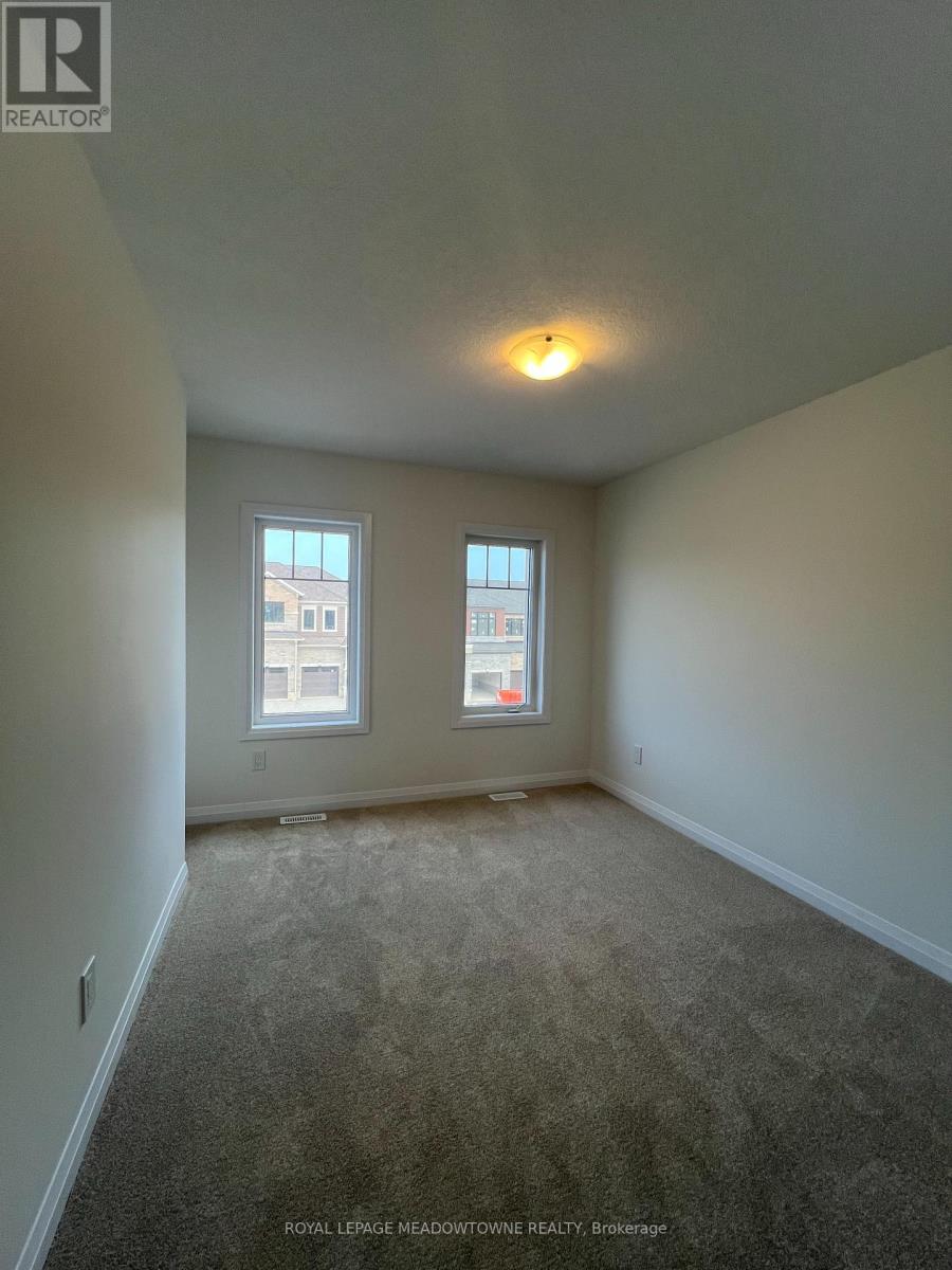 35 Lonsdale Road, Haldimand, Ontario  N3W 0J4 - Photo 11 - X12414737