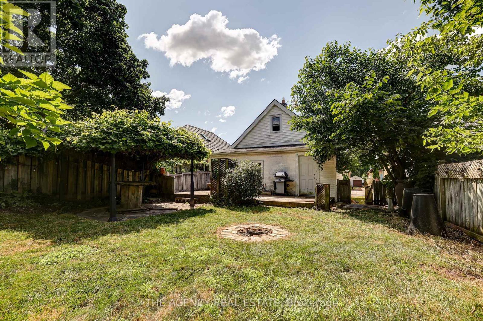 18 May Street, London East, Ontario  N5Z 1C5 - Photo 44 - X12414810