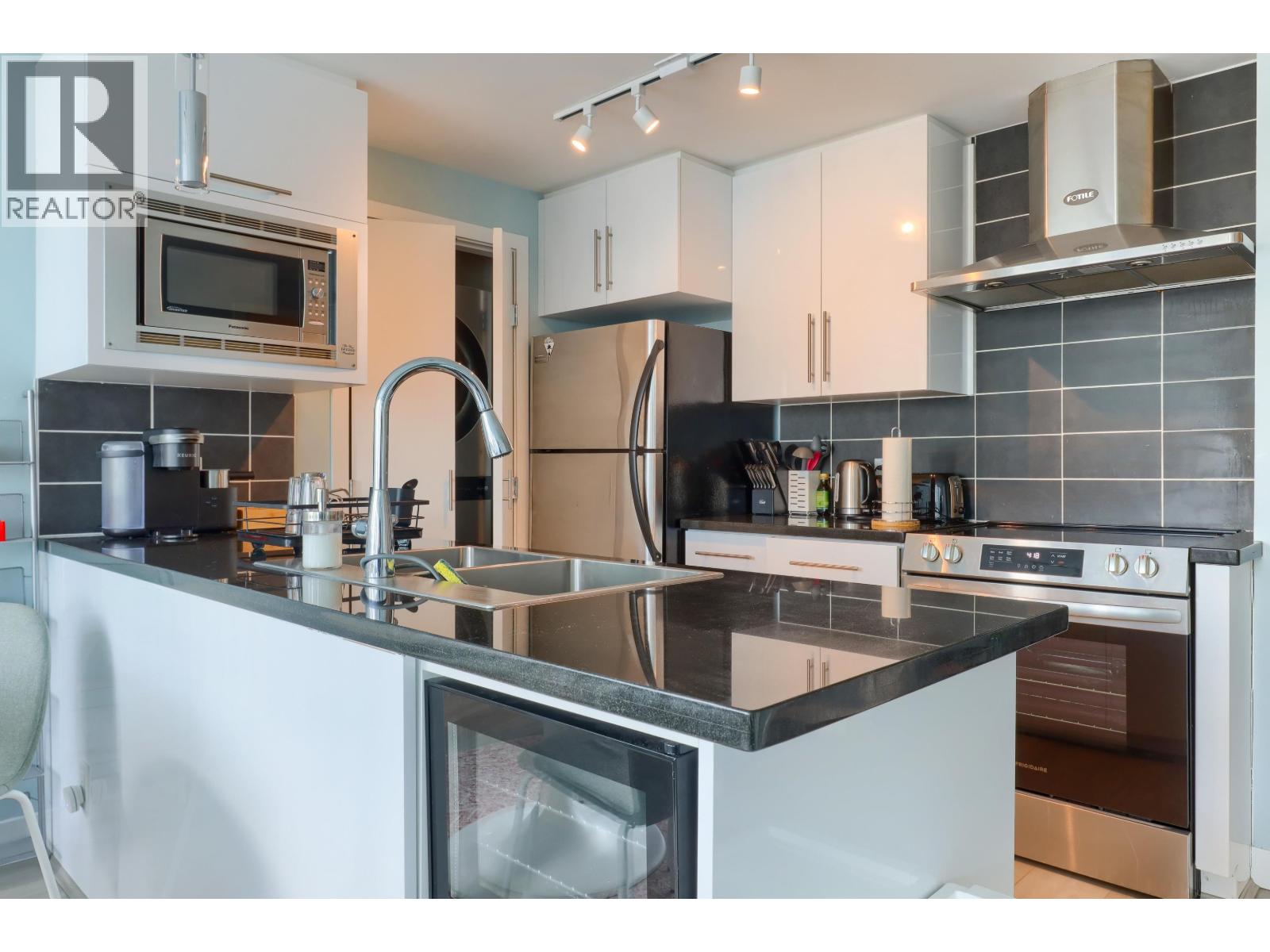 2601 188 Keefer Place, Vancouver, British Columbia  V6B 0J1 - Photo 7 - R3048097