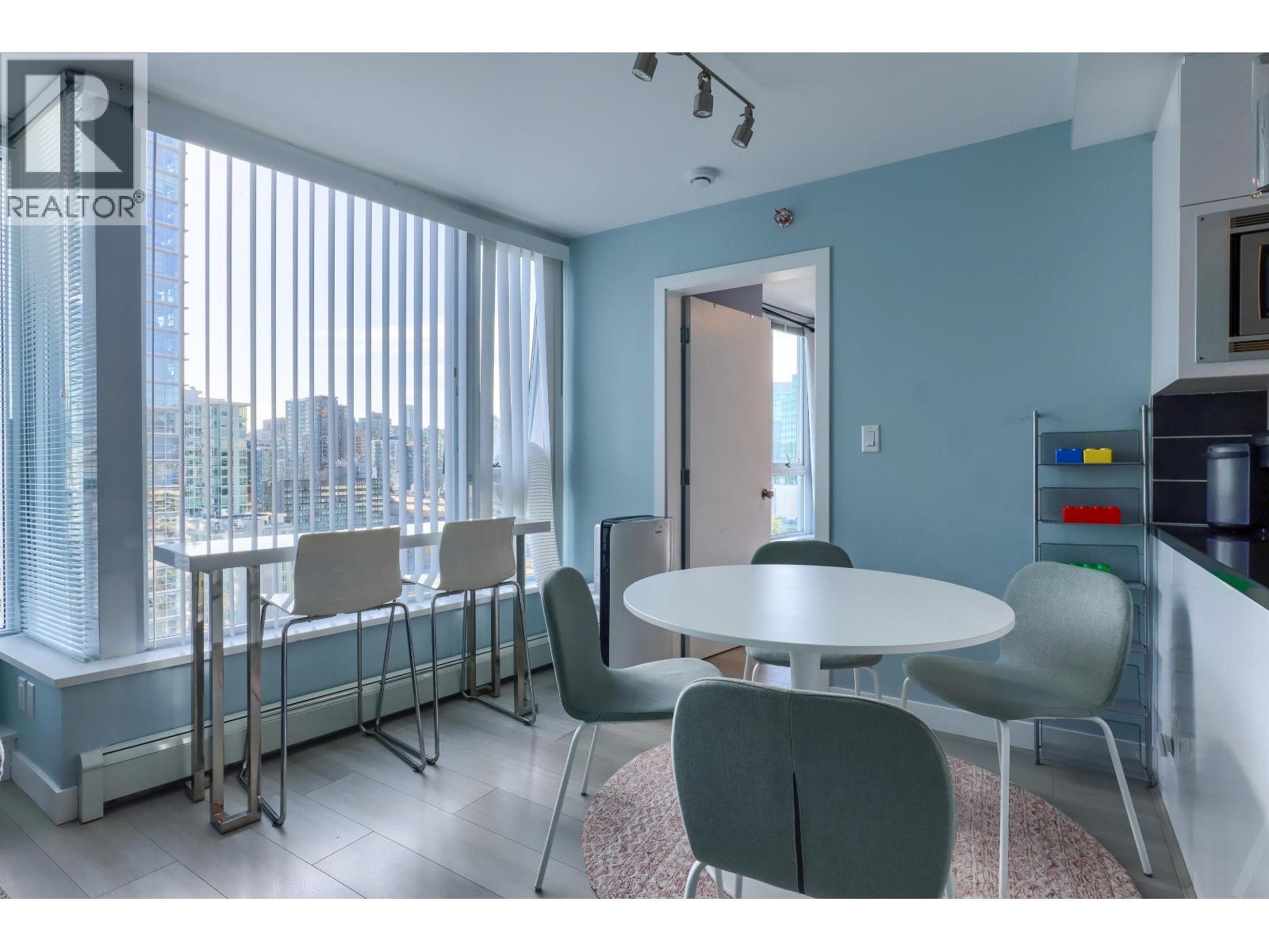 2601 188 Keefer Place, Vancouver, British Columbia  V6B 0J1 - Photo 3 - R3048097
