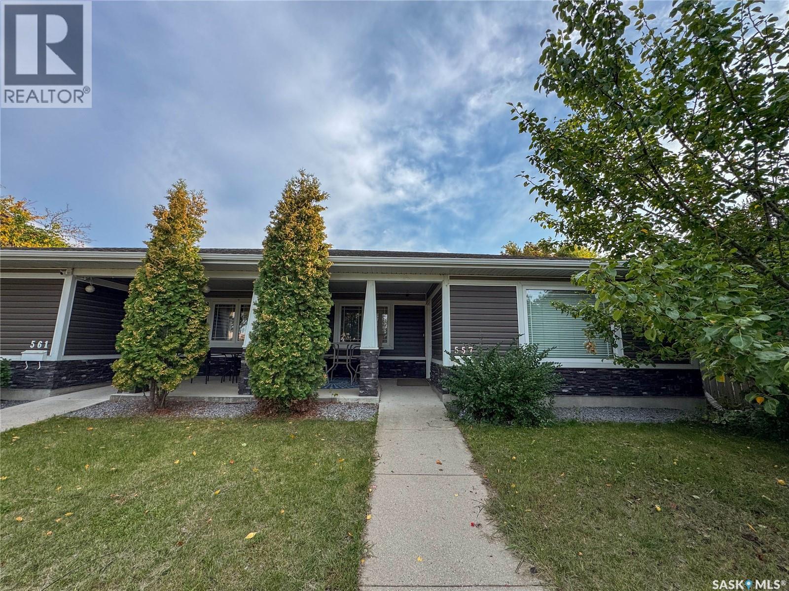 557 9th STREET E, Prince Albert, Saskatchewan