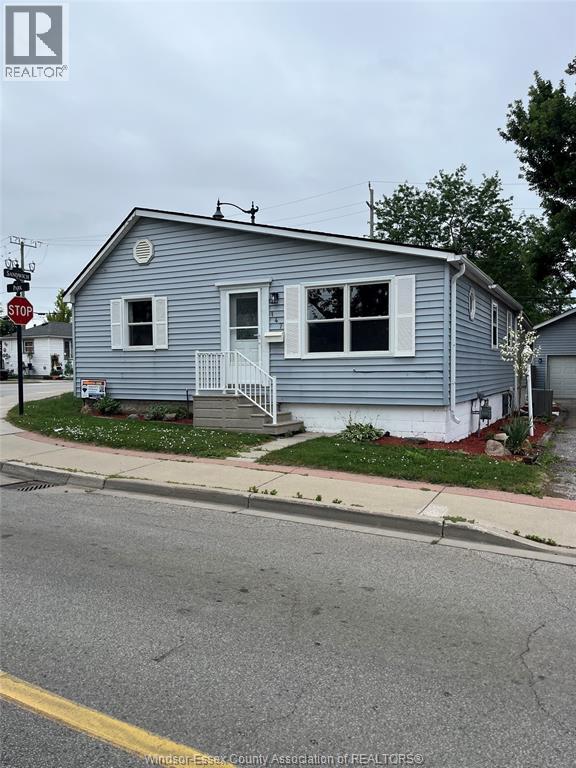 MLS# 25023917: 147 PARK STREET, Amherstburg, Canada