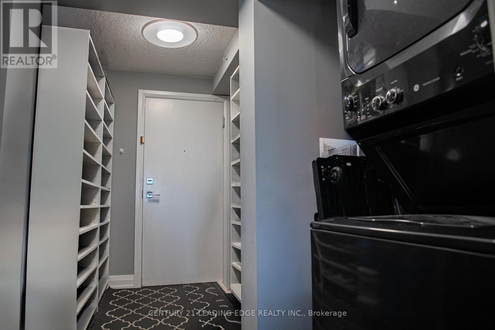 1109w - 565 Wilson Avenue, Toronto, Ontario  M3H 0C6 - Photo 5 - C12389720