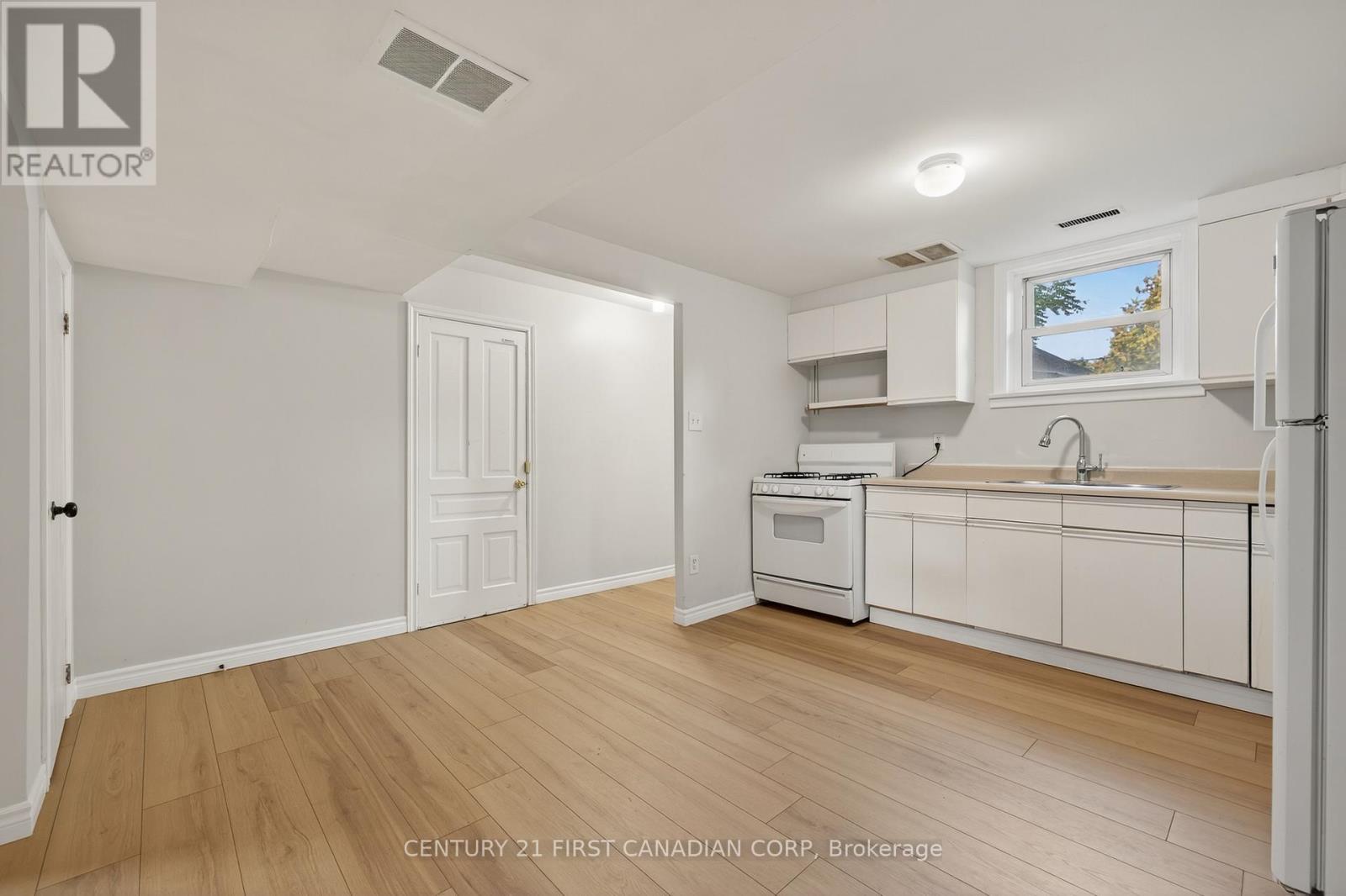 454 Salisbury Street, London East, Ontario  N5Y 3B2 - Photo 23 - X12414906