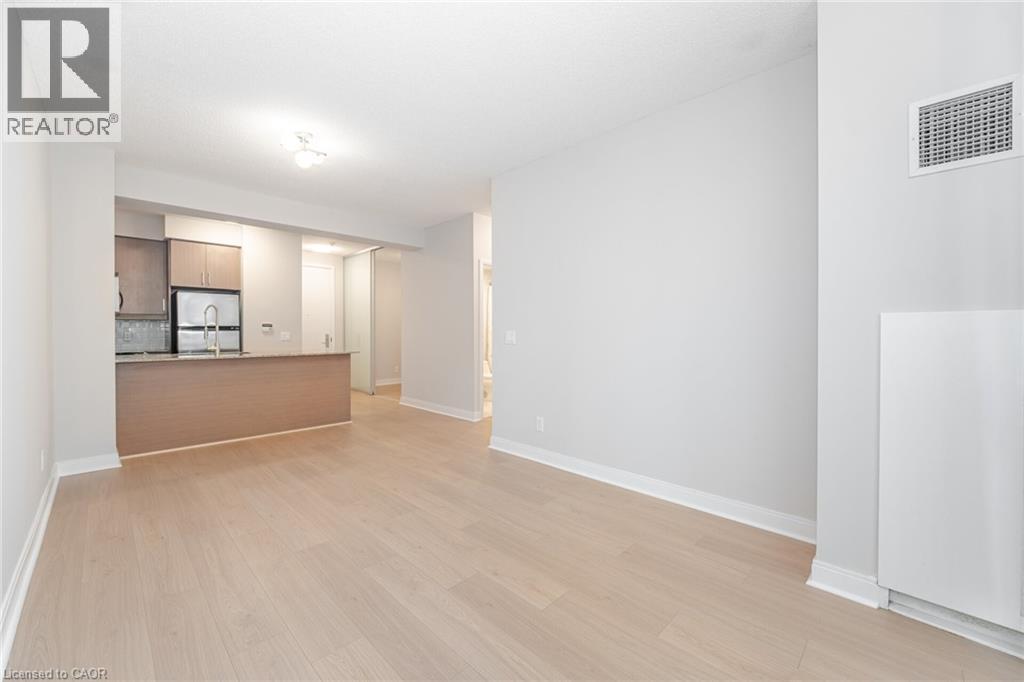 38 The Esplanade Unit# 1003, Toronto, Ontario  M5E 1A5 - Photo 11 - 40771707