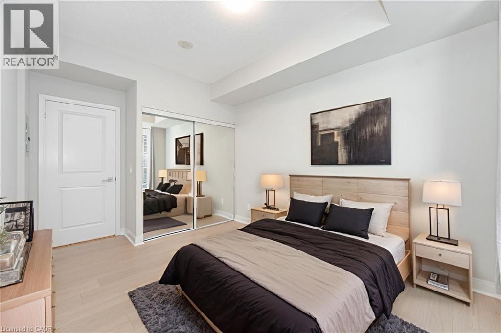 38 The Esplanade Unit# 1003, Toronto, Ontario  M5E 1A5 - Photo 14 - 40771707