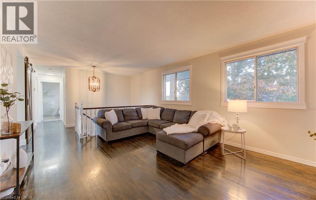194 Limpert Avenue, Cambridge, Ontario  N3C 3P2 - Photo 6 - 40770955