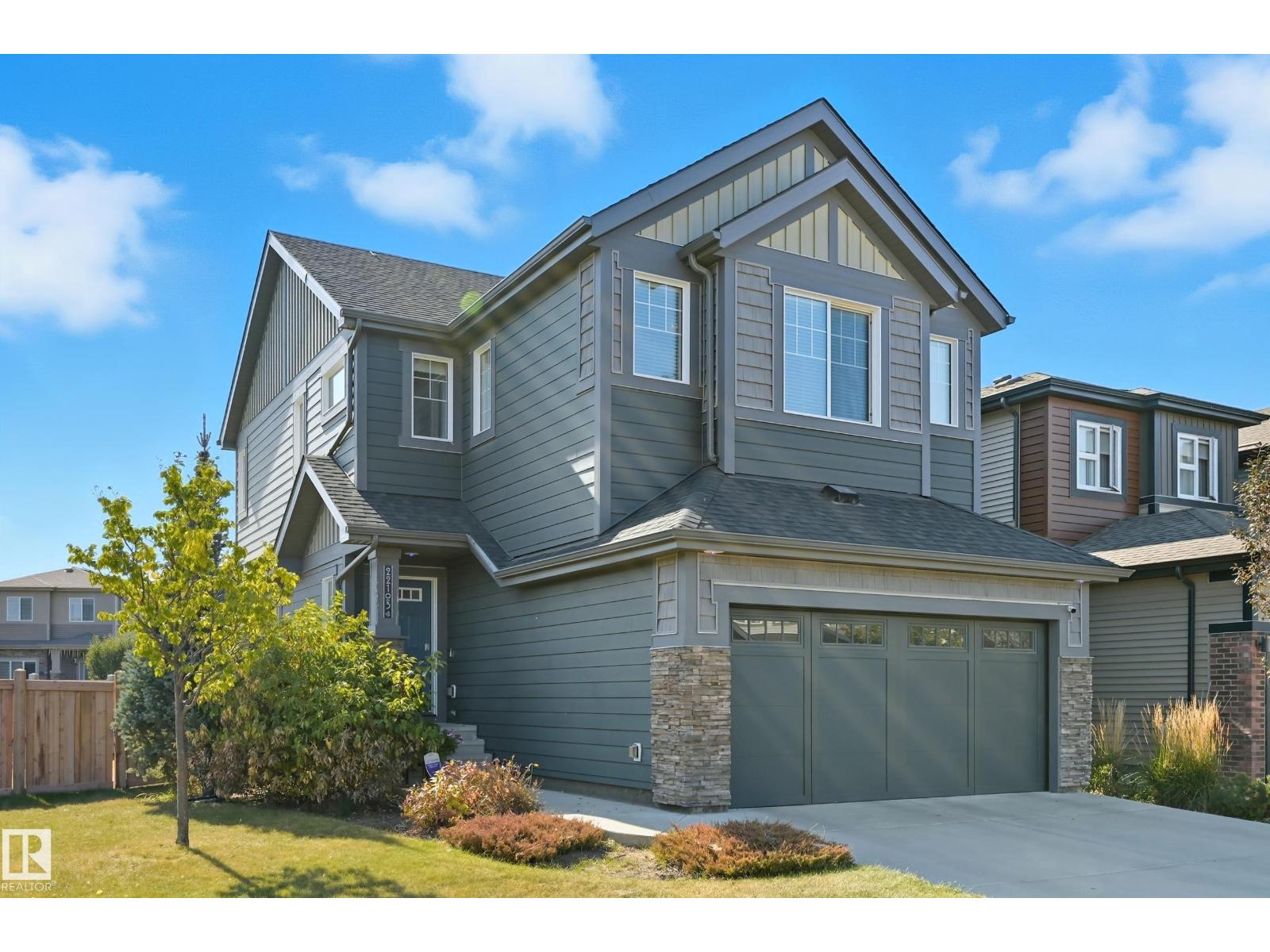 22103 87 Av Nw, Edmonton, Alberta  T5T 7H7 - Photo 3 - E4458549