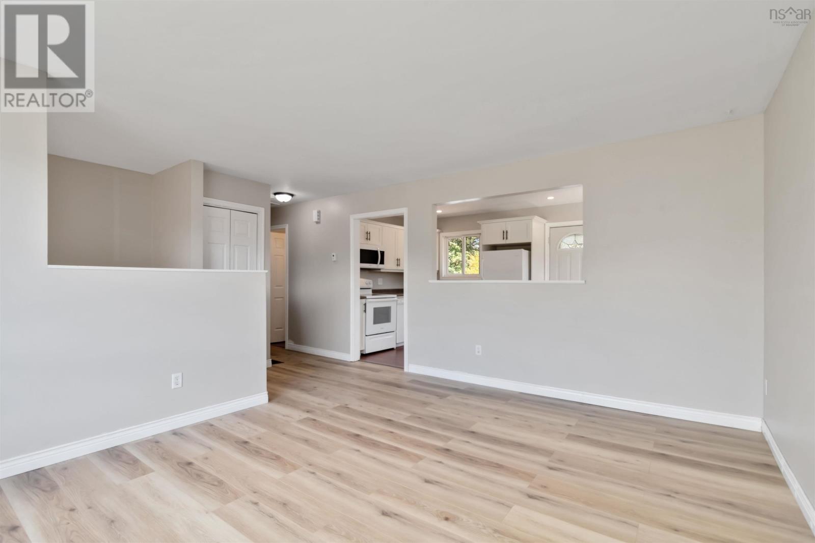 Property at 356 Astral Drive image 4