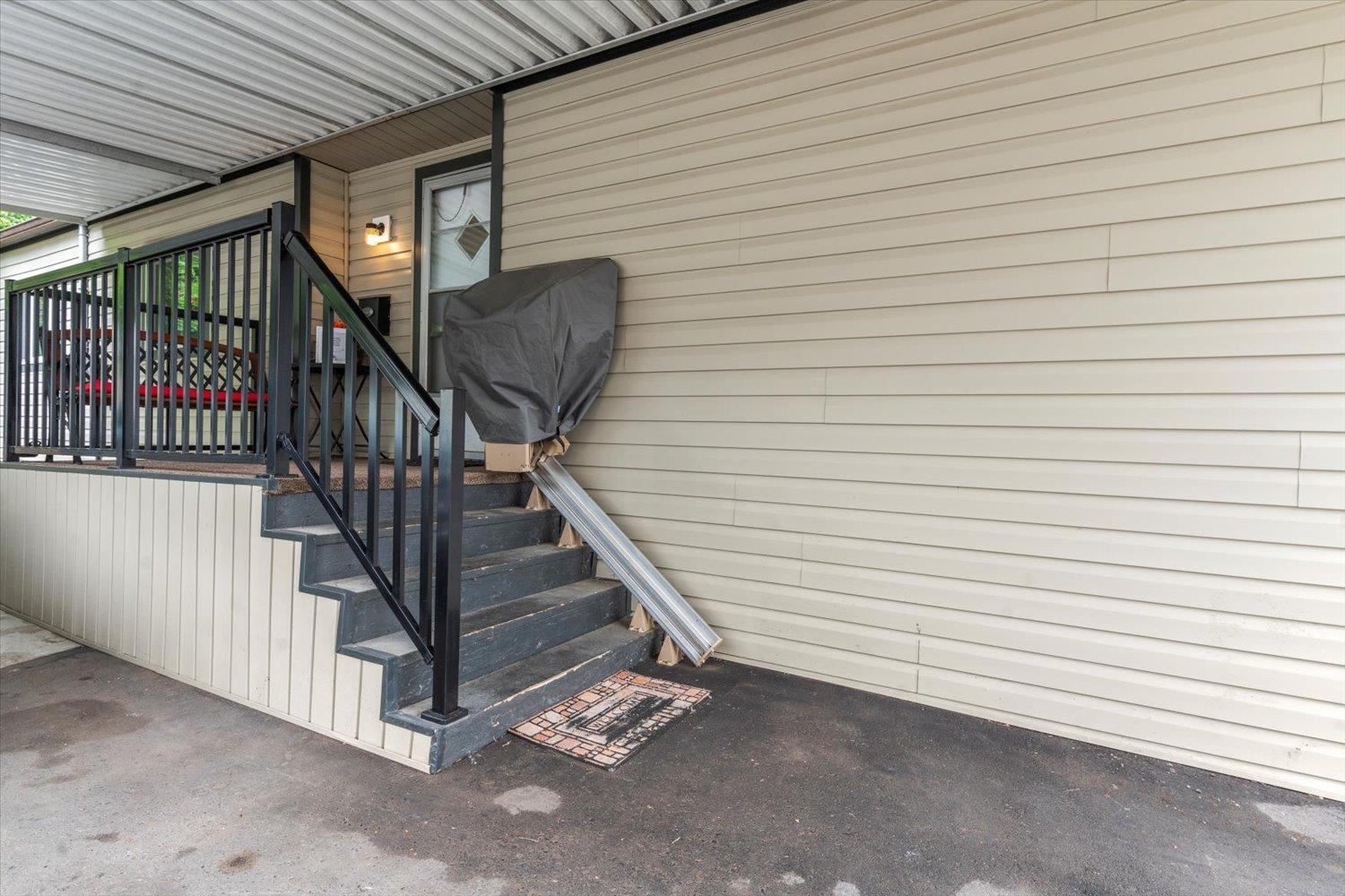 15 31313 Livingstone Avenue, Abbotsford, British Columbia  V2T 4T1 - Photo 5 - R3049144