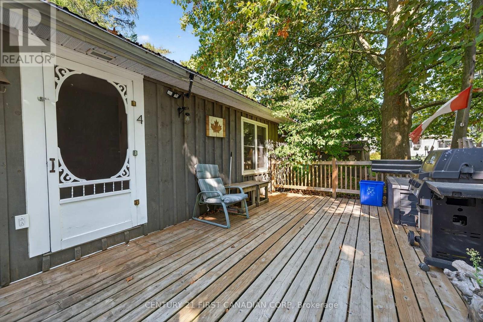 4 - 49075 Dexter Line, Malahide, Ontario  N5H 2R2 - Photo 2 - X12415074