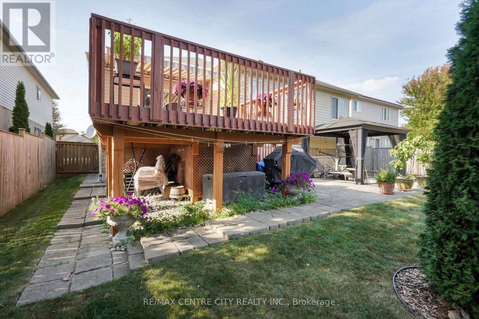 9 Willard Crescent, Middlesex Centre, Ontario  N0L 1R0 - Photo 46 - X12415100