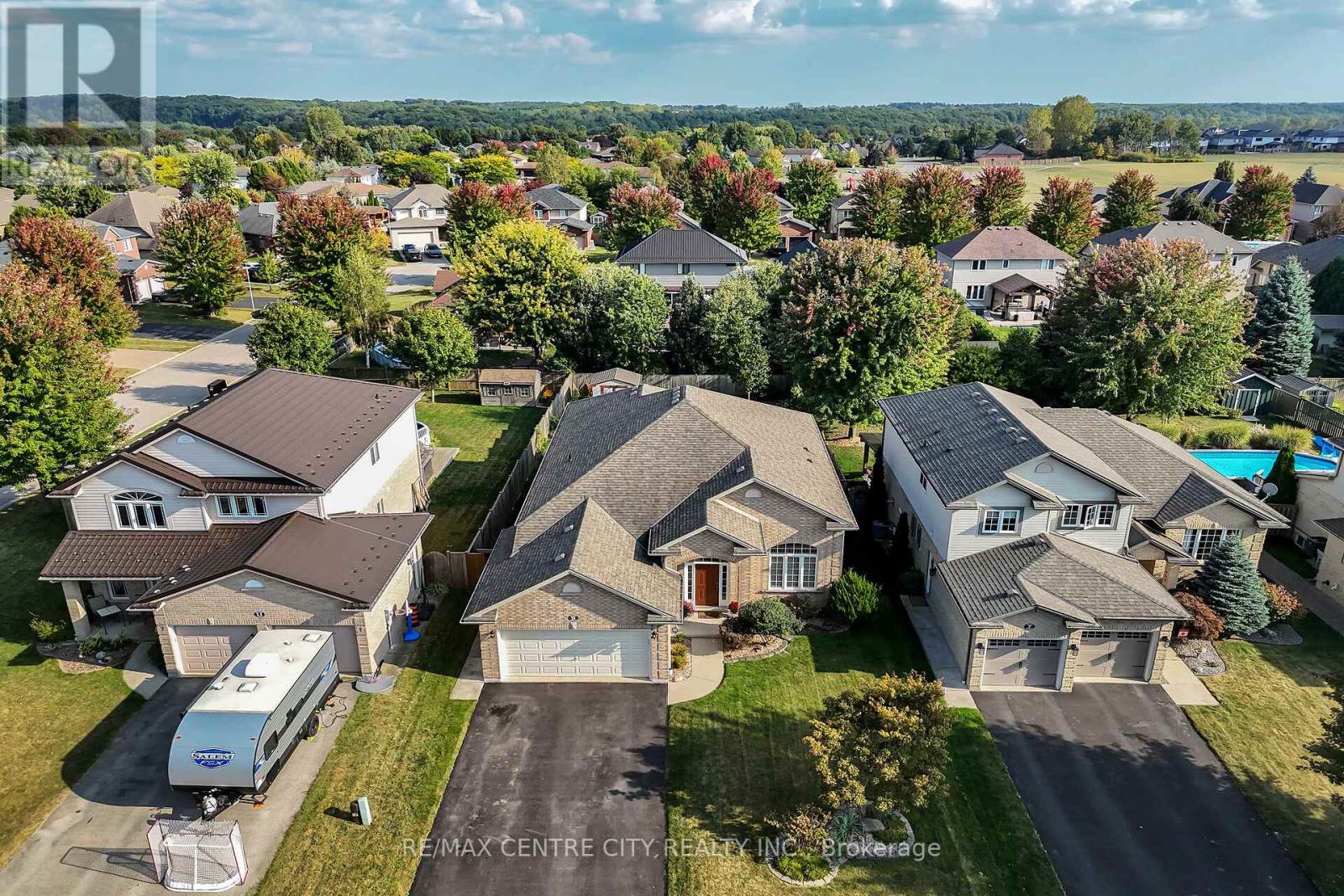 9 Willard Crescent, Middlesex Centre, Ontario  N0L 1R0 - Photo 48 - X12415100