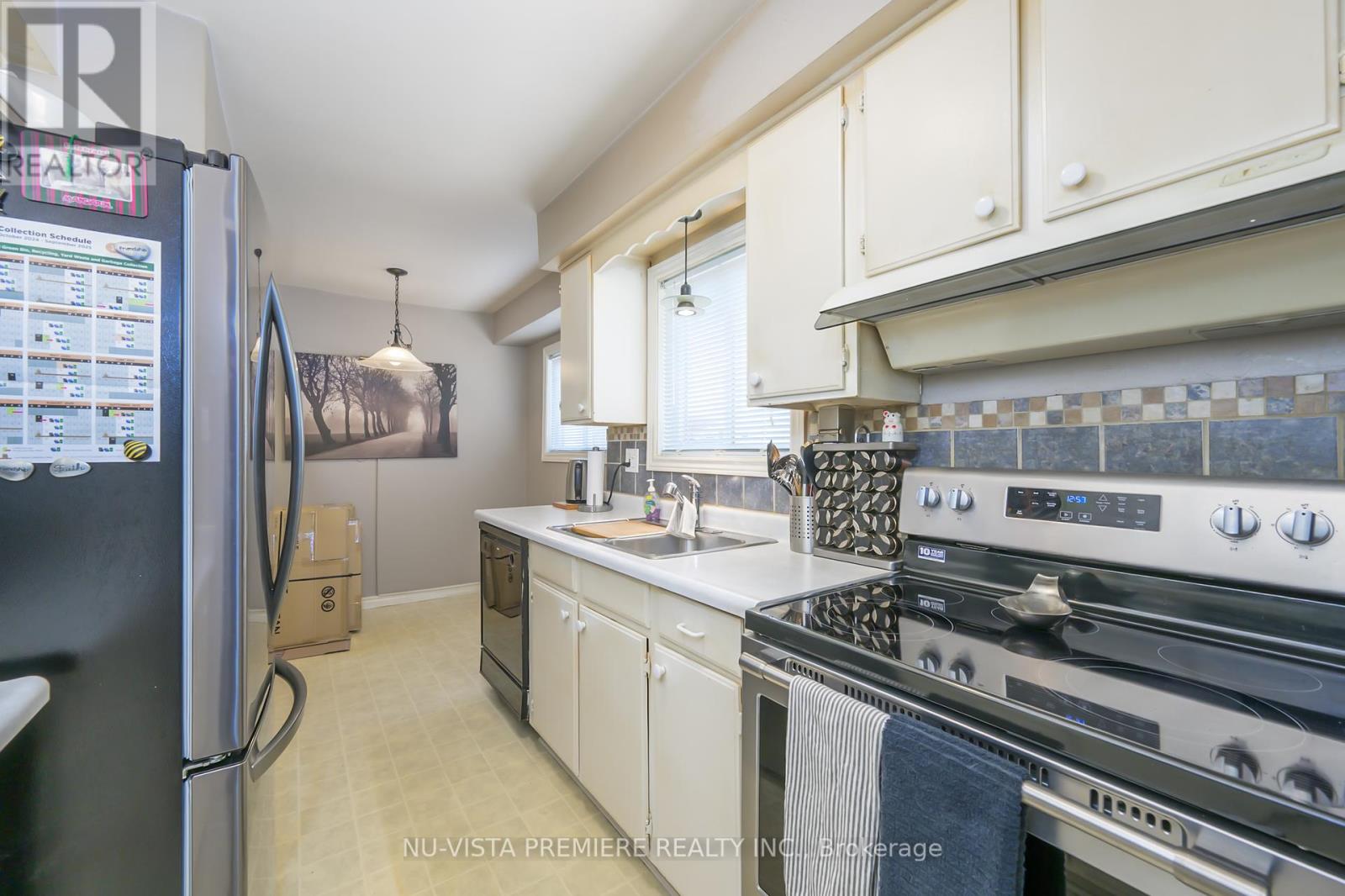 195 Banbury Road, London South, Ontario  N5Z 4M1 - Photo 10 - X12415121