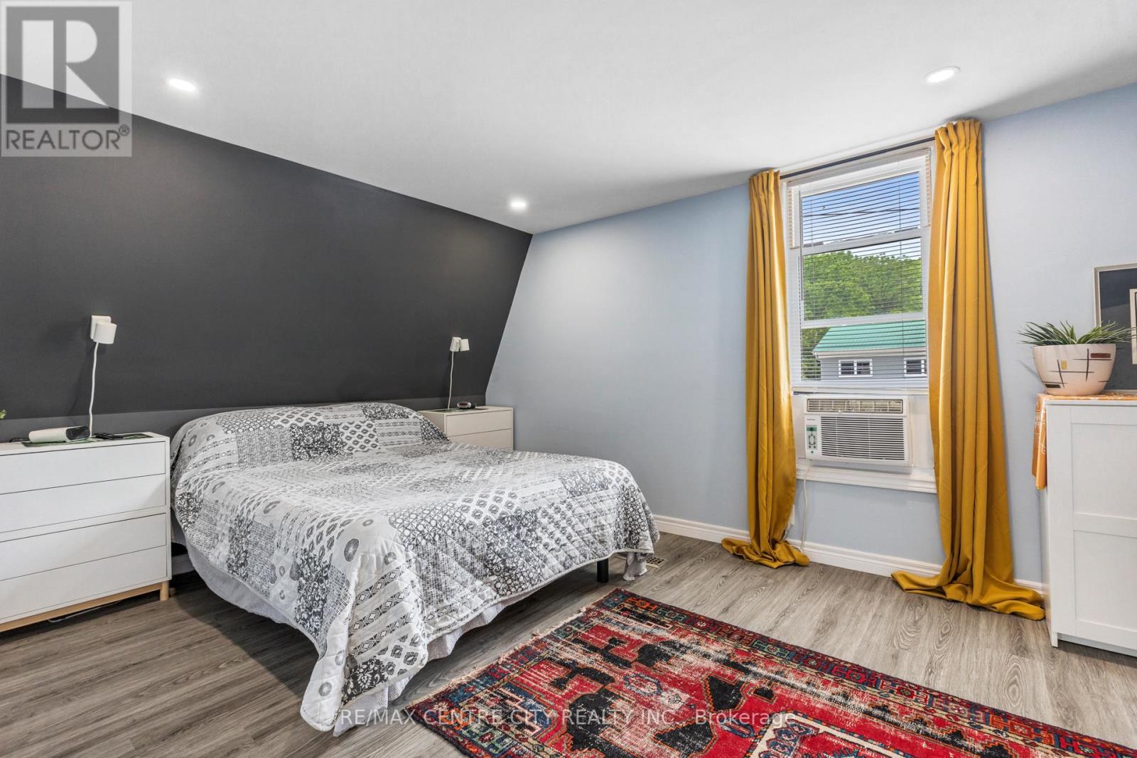 15 Sunset Drive, St. Thomas, Ontario  N5P 2J5 - Photo 14 - X12415123